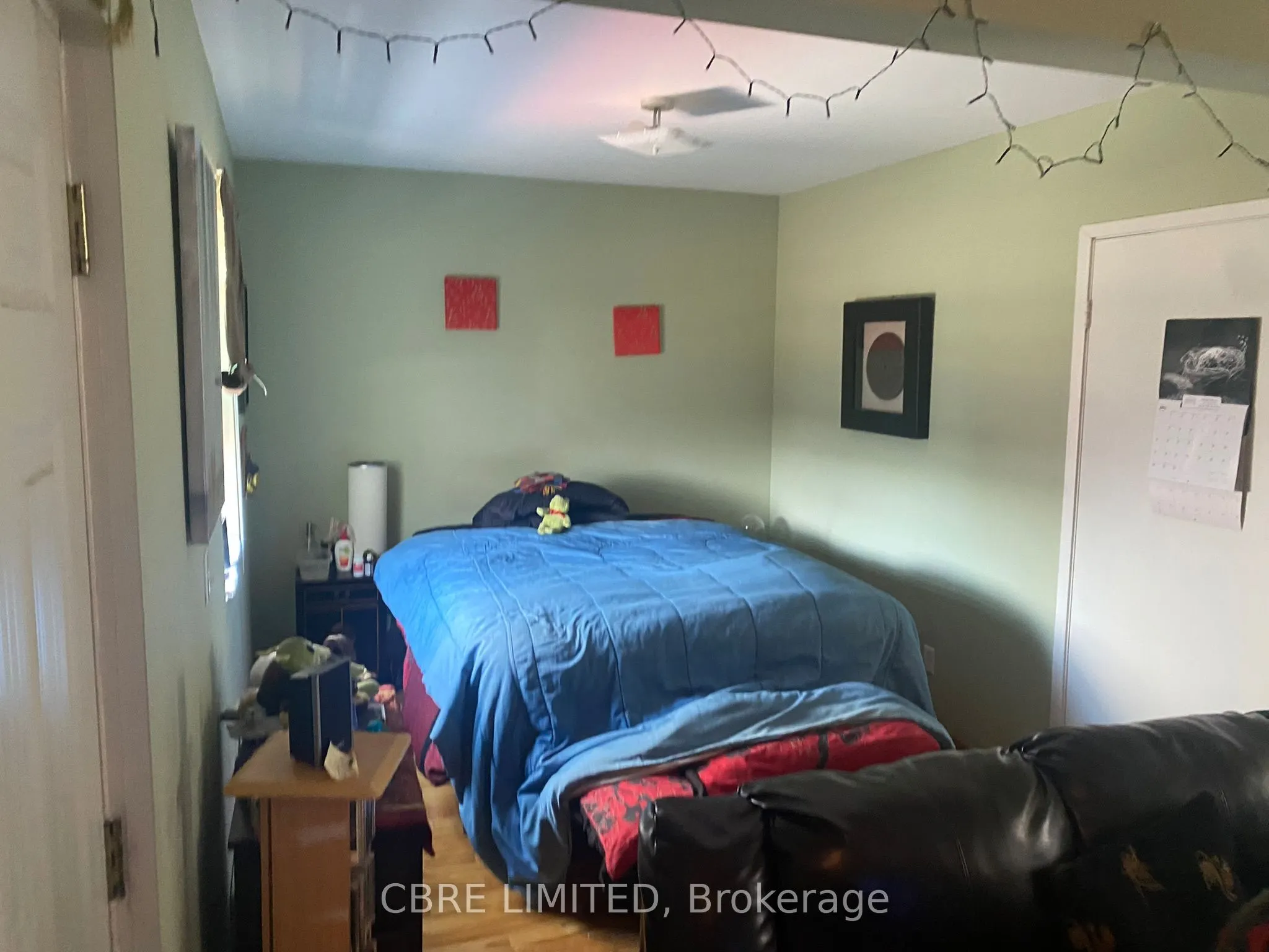 3335 Dundas Street W