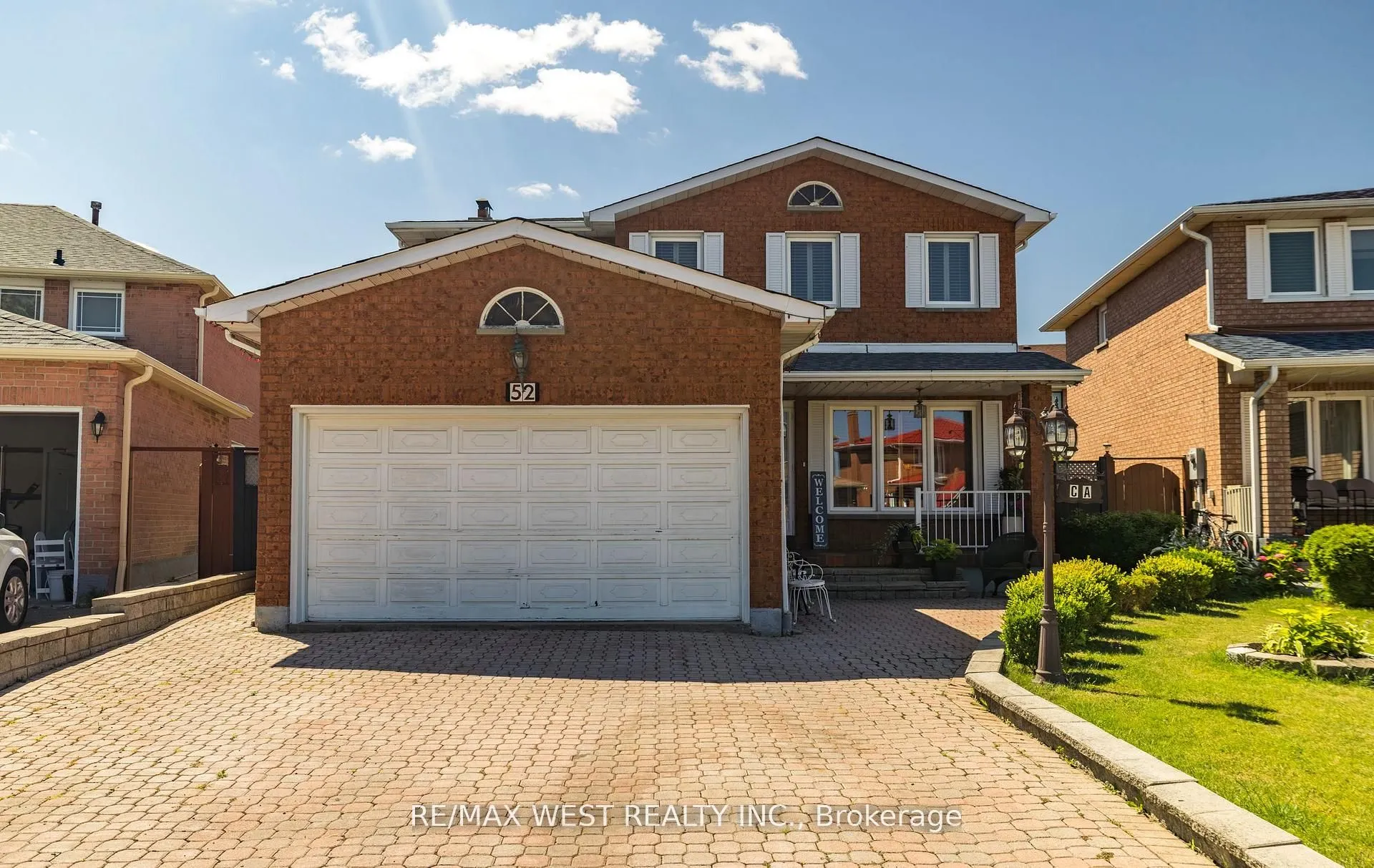 52 Amantine Crescent