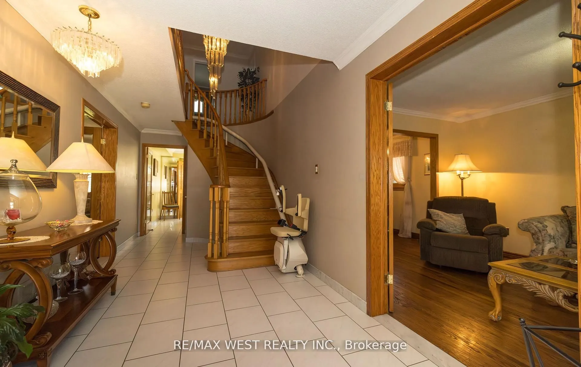 52 Amantine Crescent