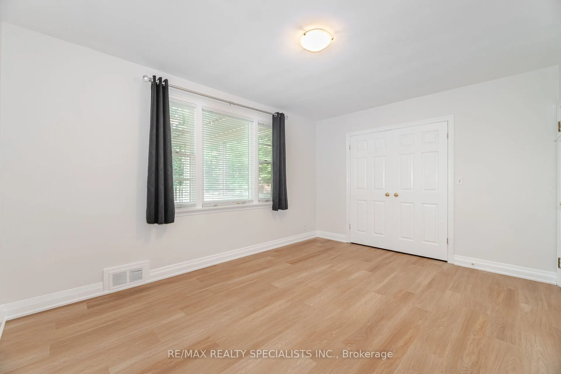 150 Oakes Drive