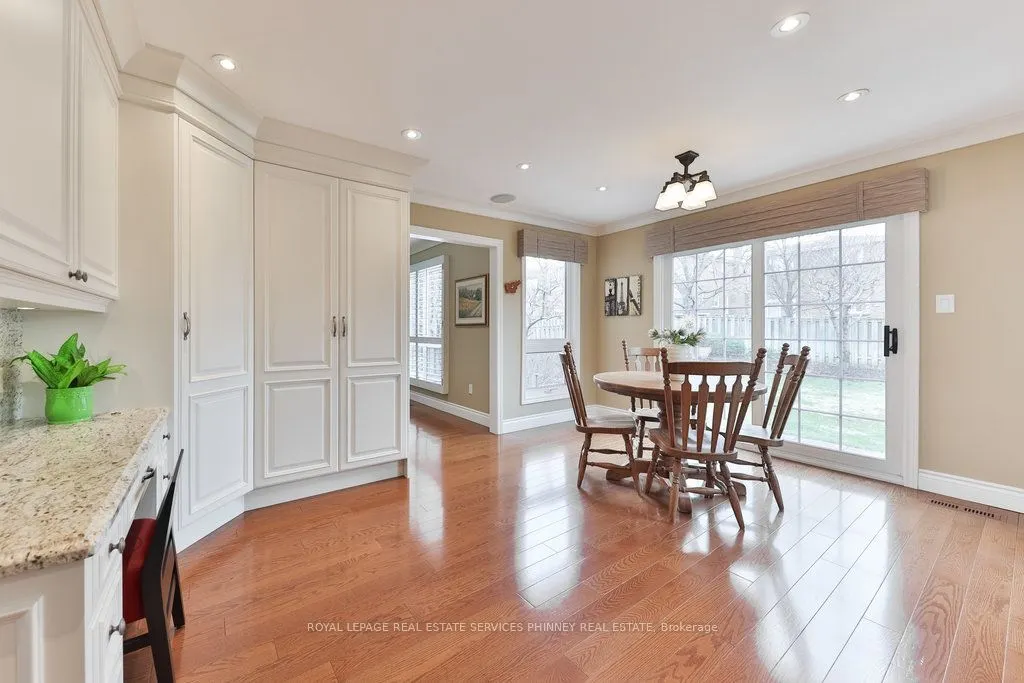 2289 Beejay Court
