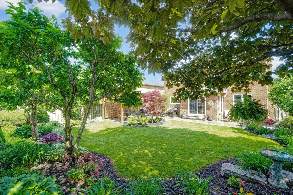 2289 Beejay Court