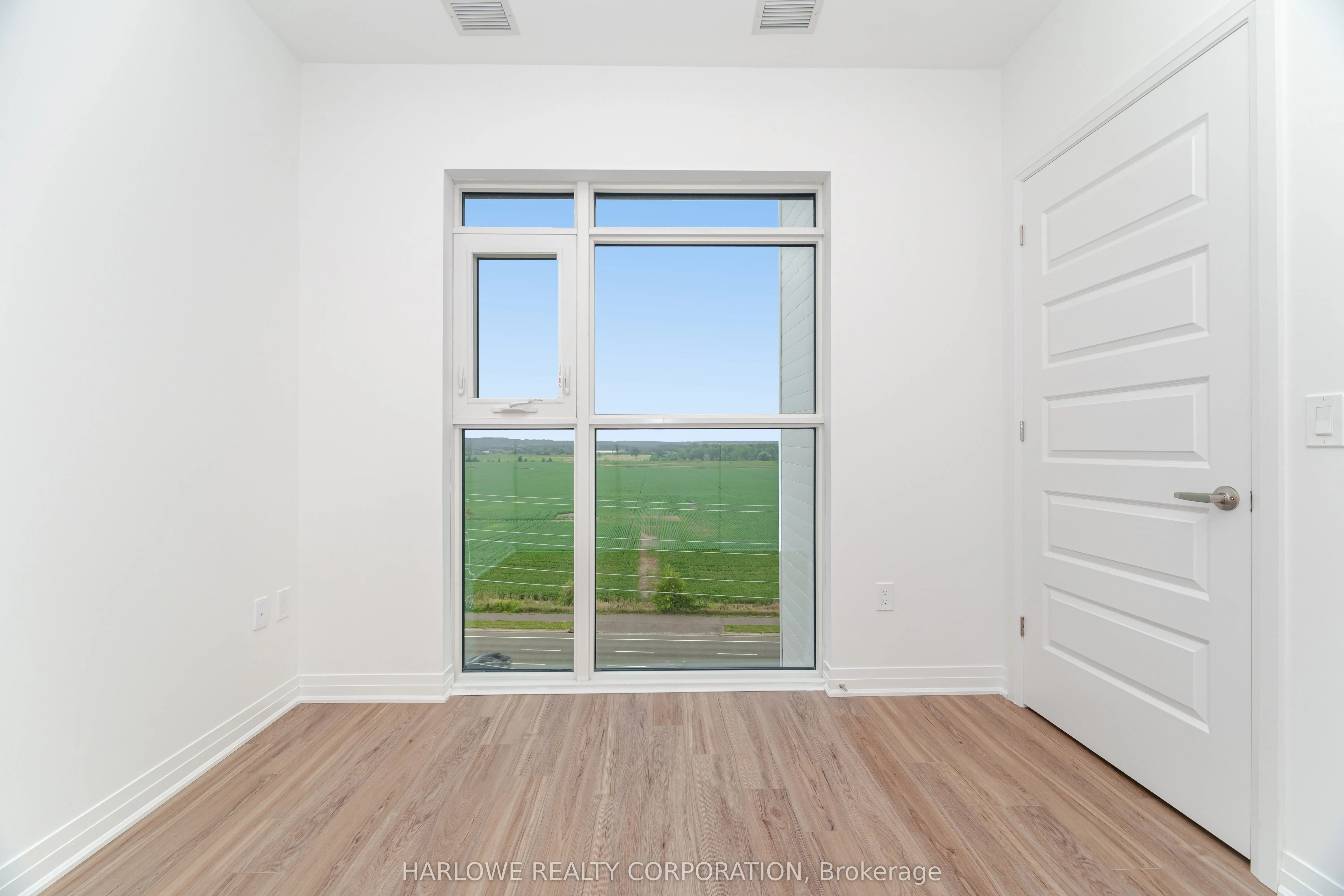 490 Gordon Krantz Avenue, #617