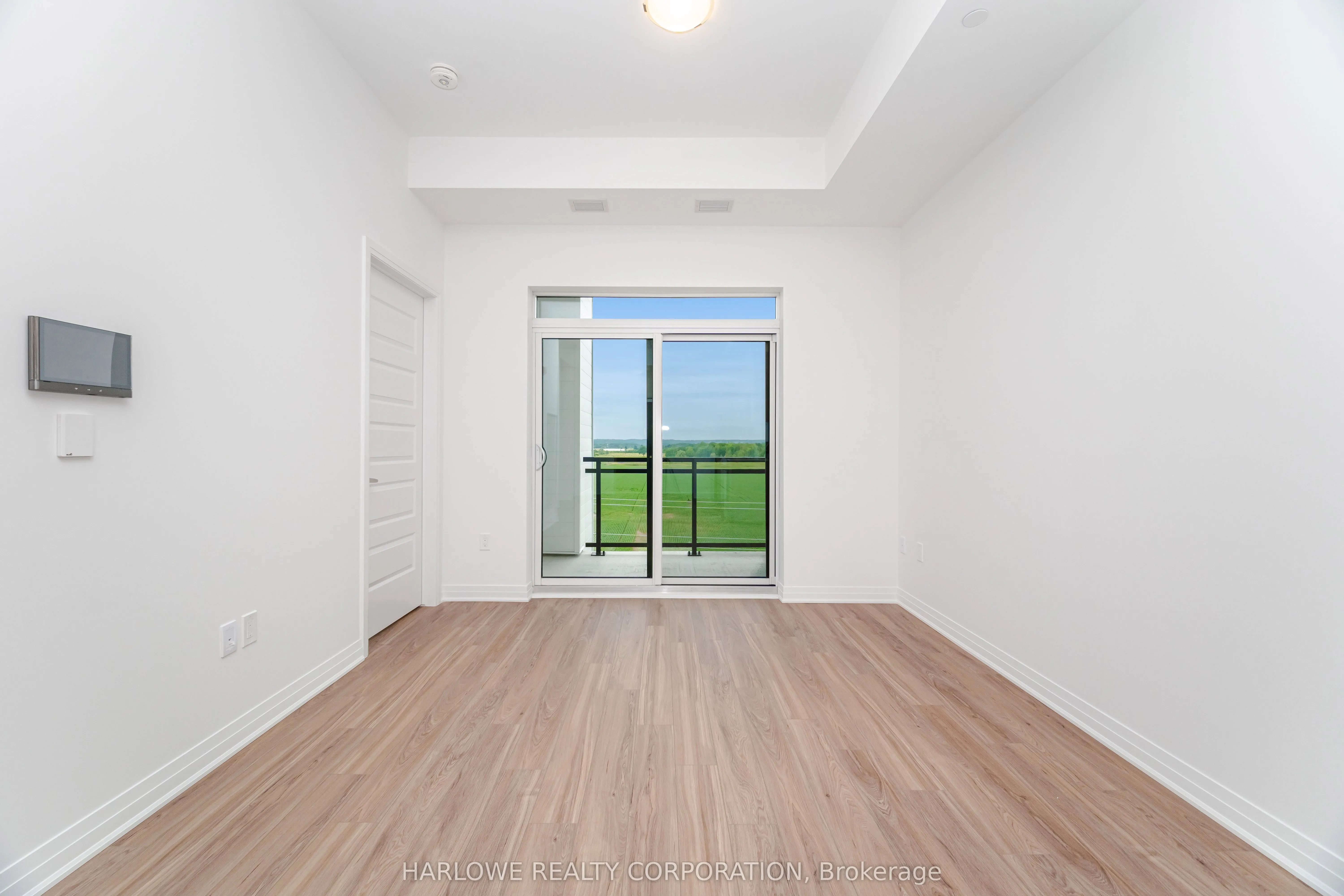 490 Gordon Krantz Avenue, #617