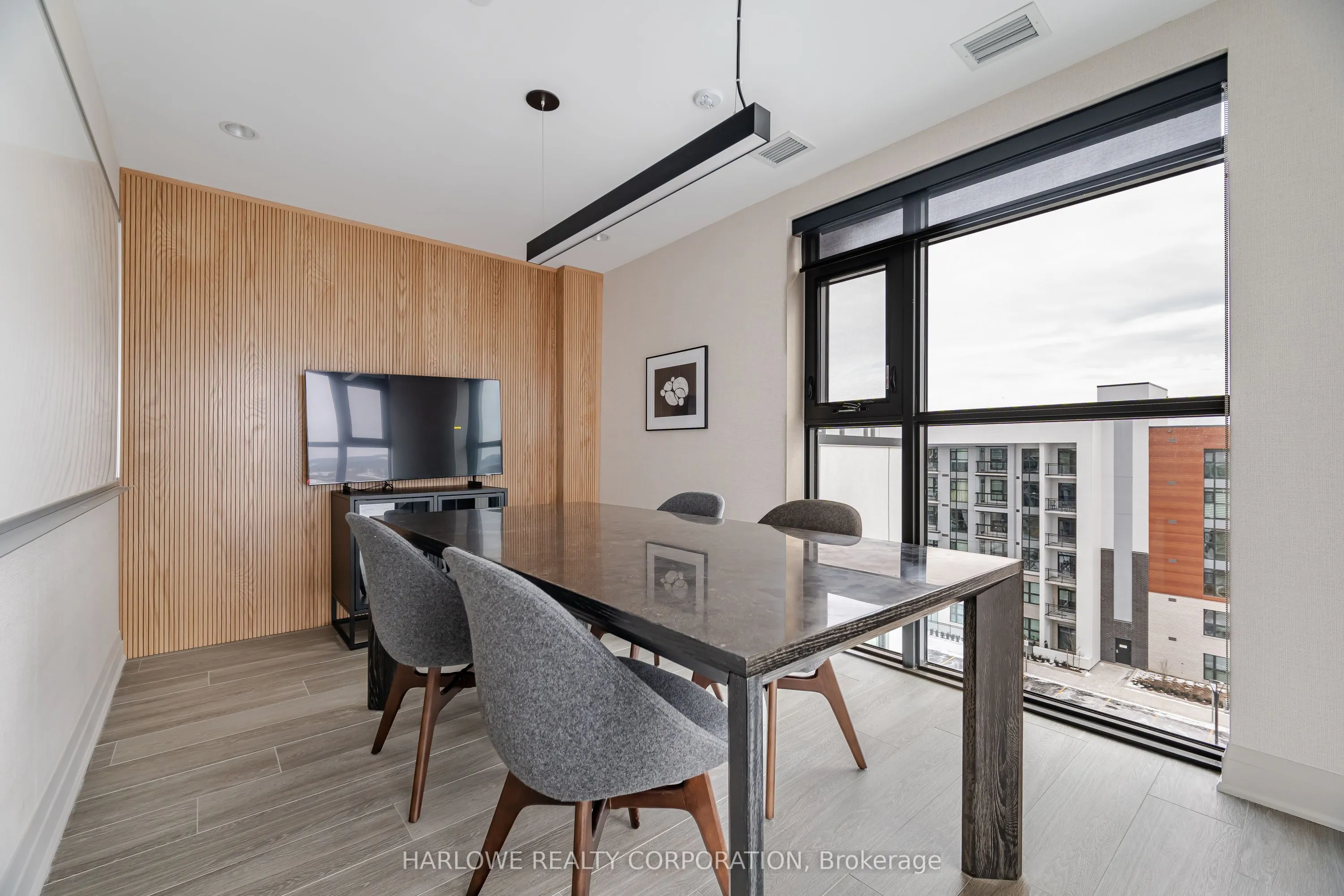 490 Gordon Krantz Avenue, #617