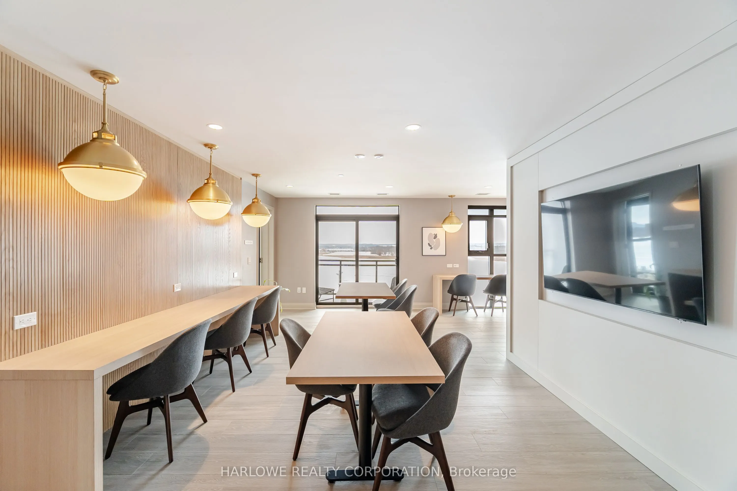 490 Gordon Krantz Avenue, #617