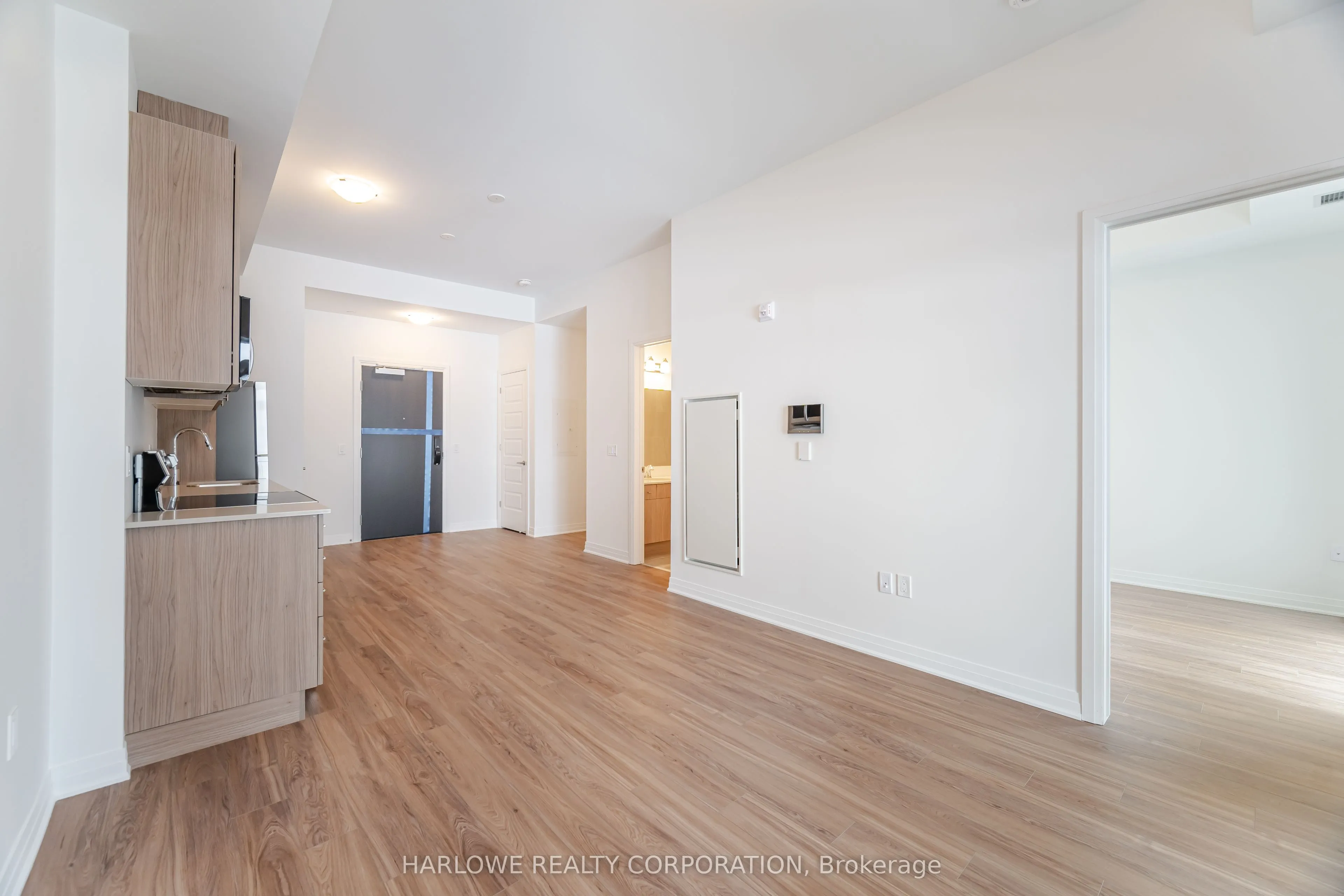 490 Gordon Krantz Avenue, #617