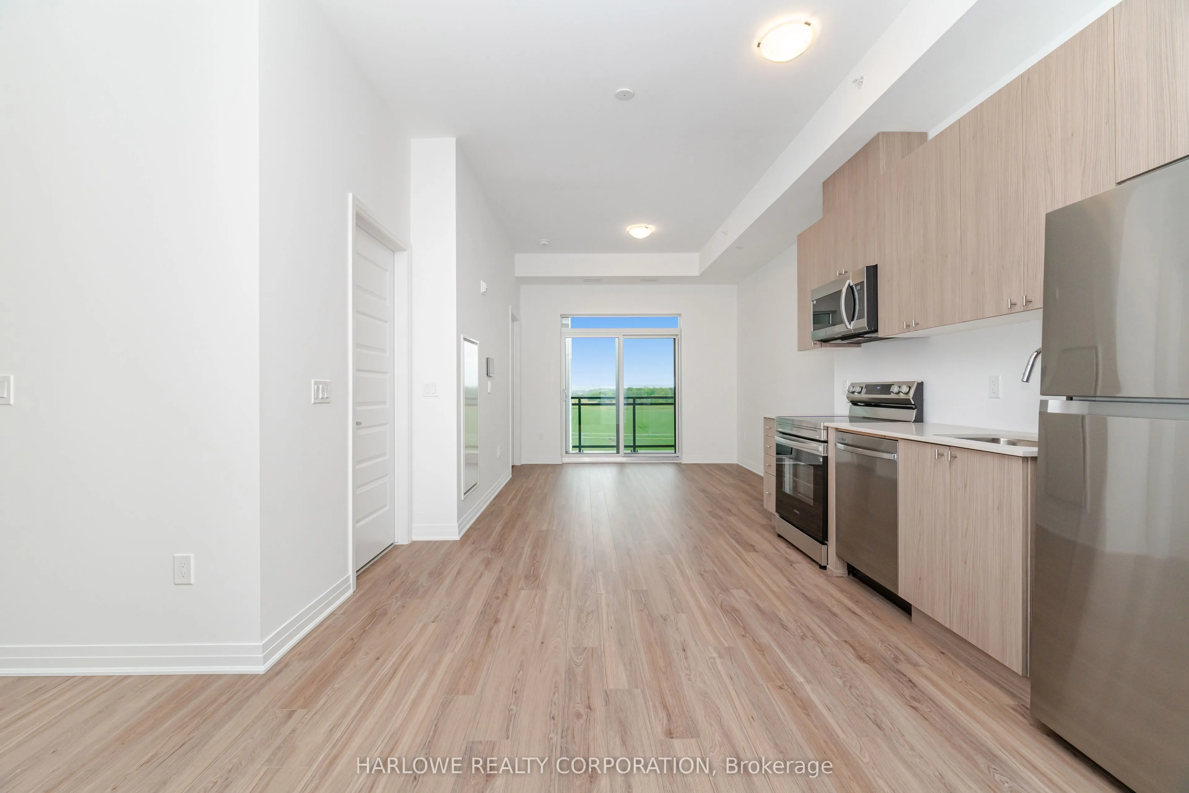 490 Gordon Krantz Avenue, #617