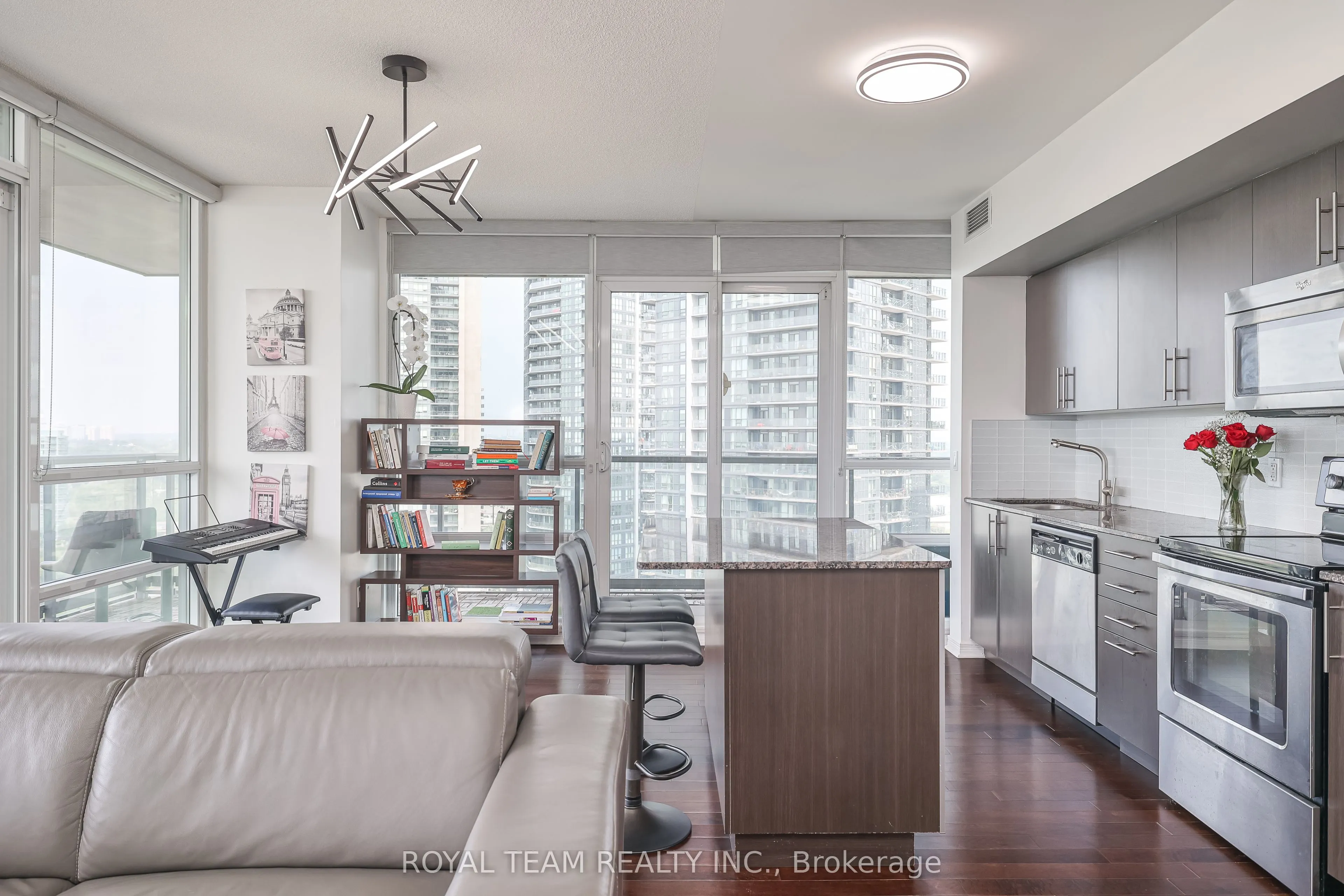 2230 Lake Shore Boulevard W, #2504