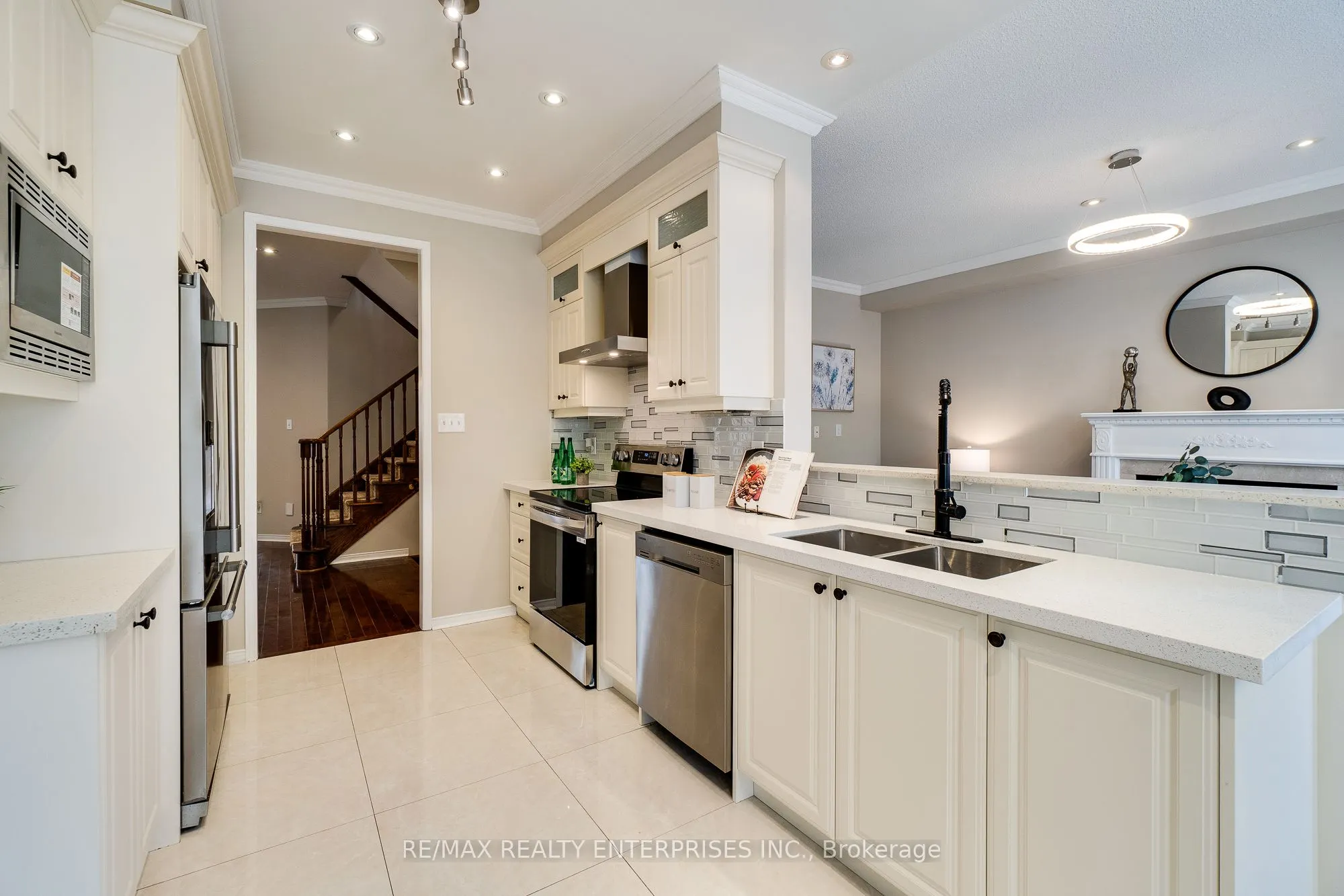 3256 Escada Drive