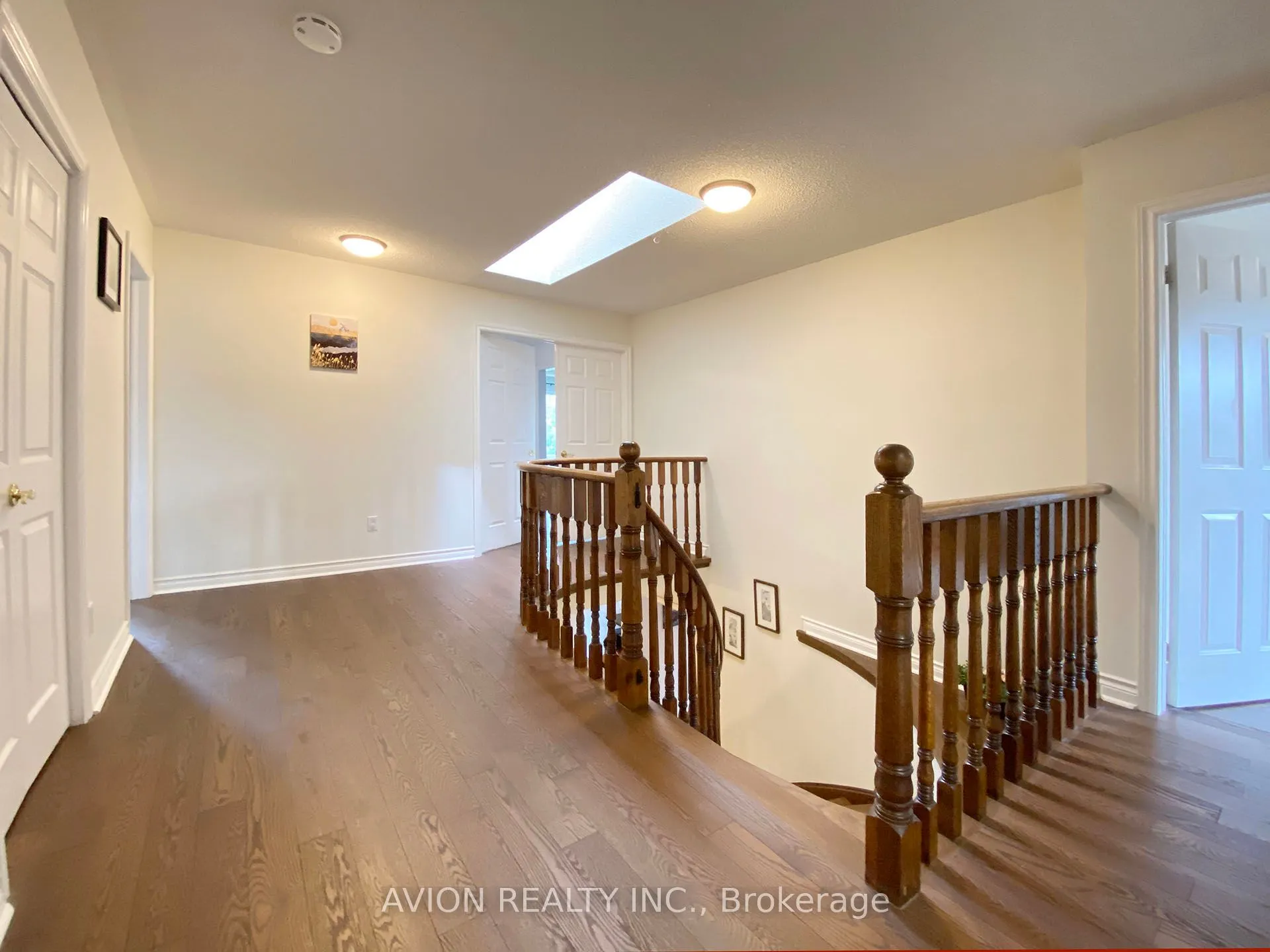 1192 Thoresby Drive