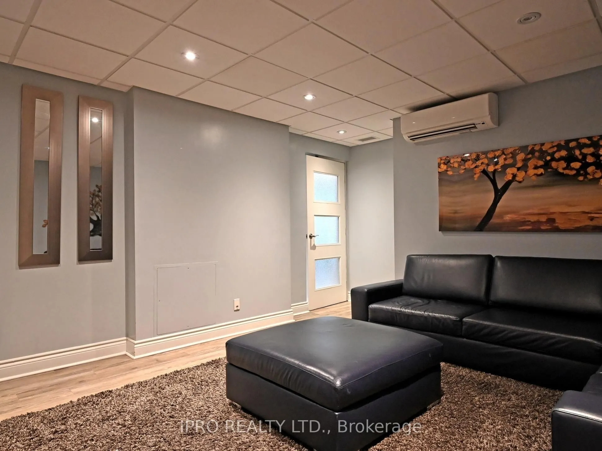 155 Hillcrest Avenue, #1006