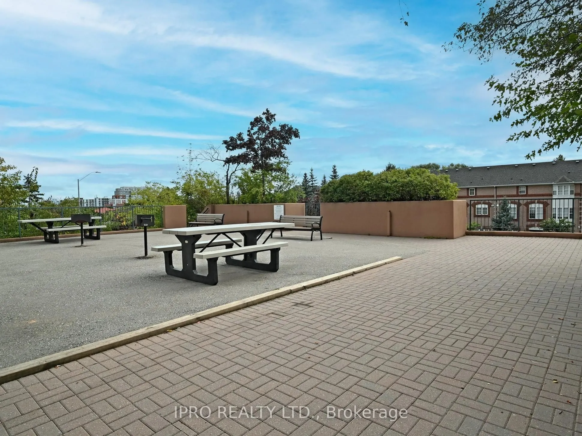 155 Hillcrest Avenue, #1006