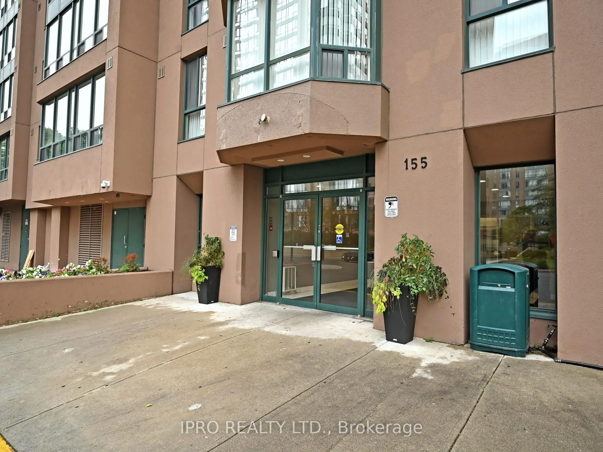 155 Hillcrest Avenue, #1006
