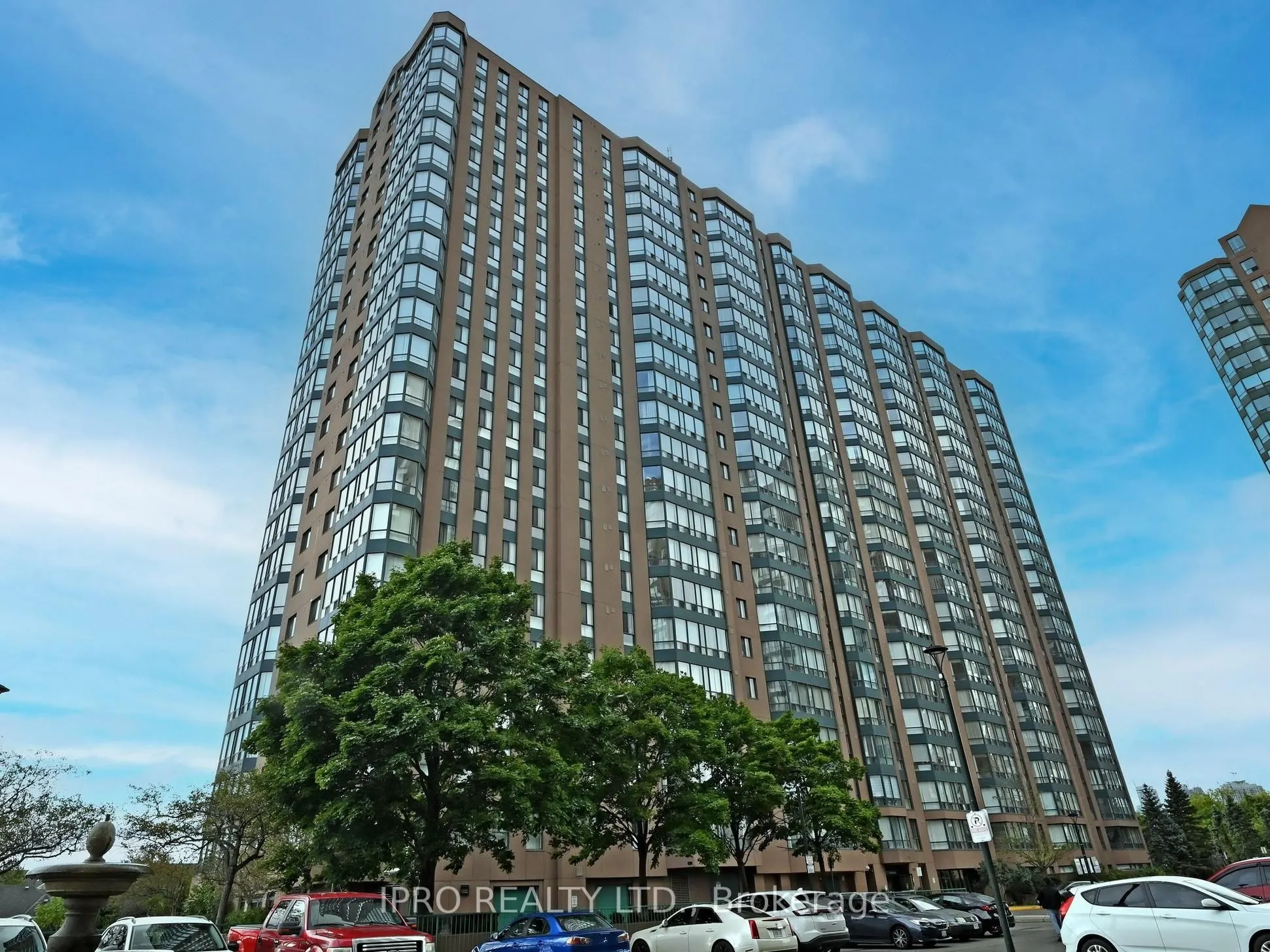 155 Hillcrest Avenue, #1006