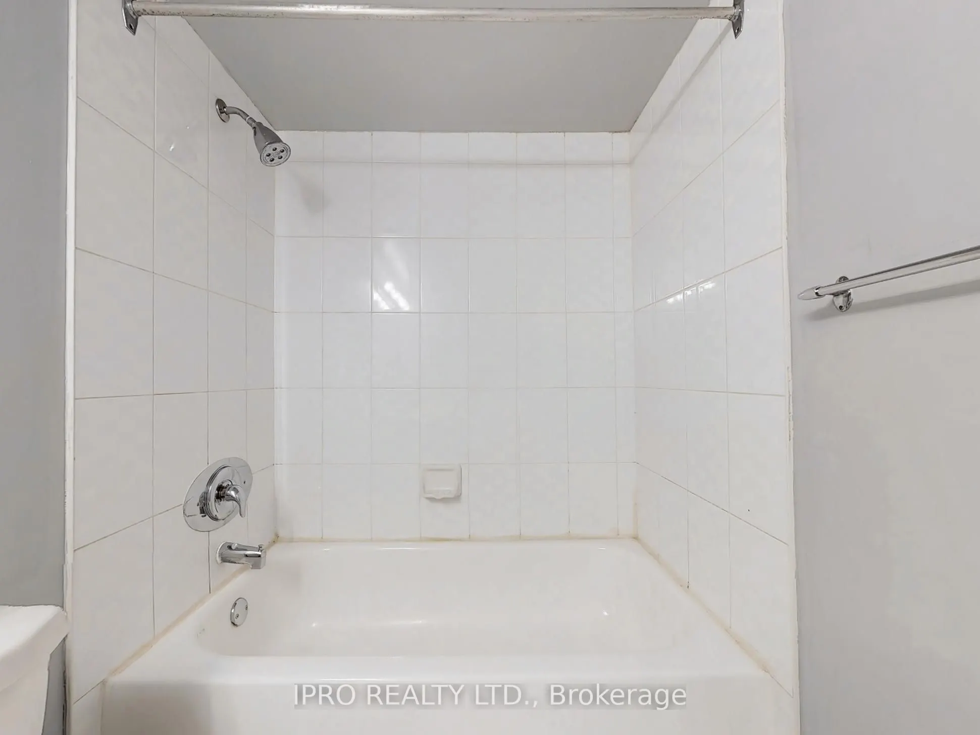 155 Hillcrest Avenue, #1006