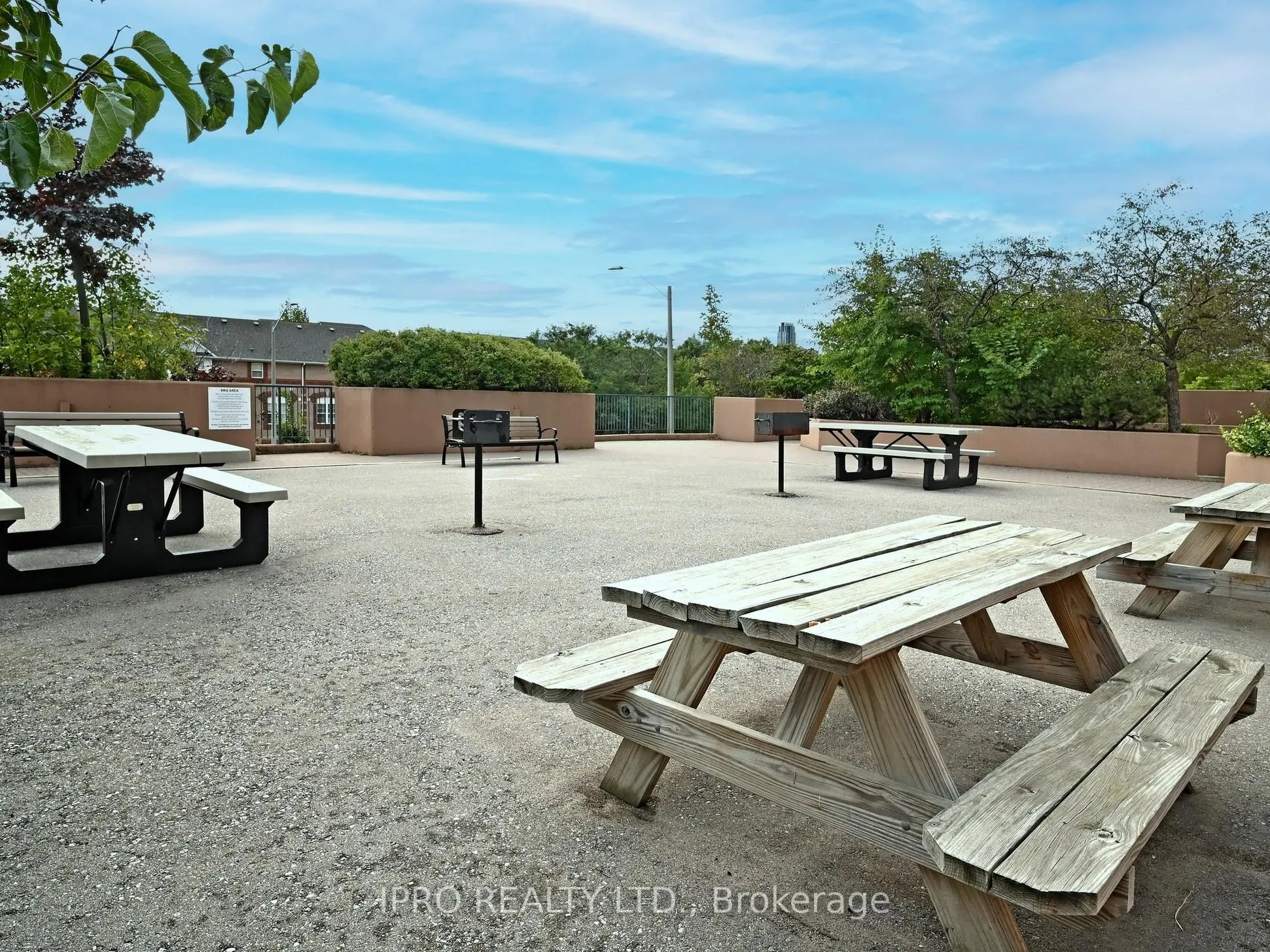 155 Hillcrest Avenue, #1006