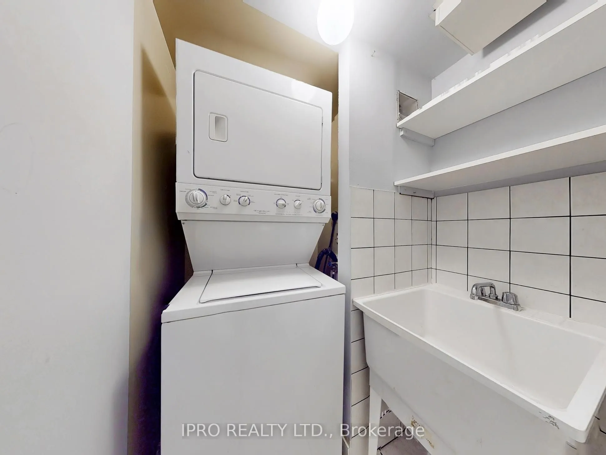 155 Hillcrest Avenue, #1006