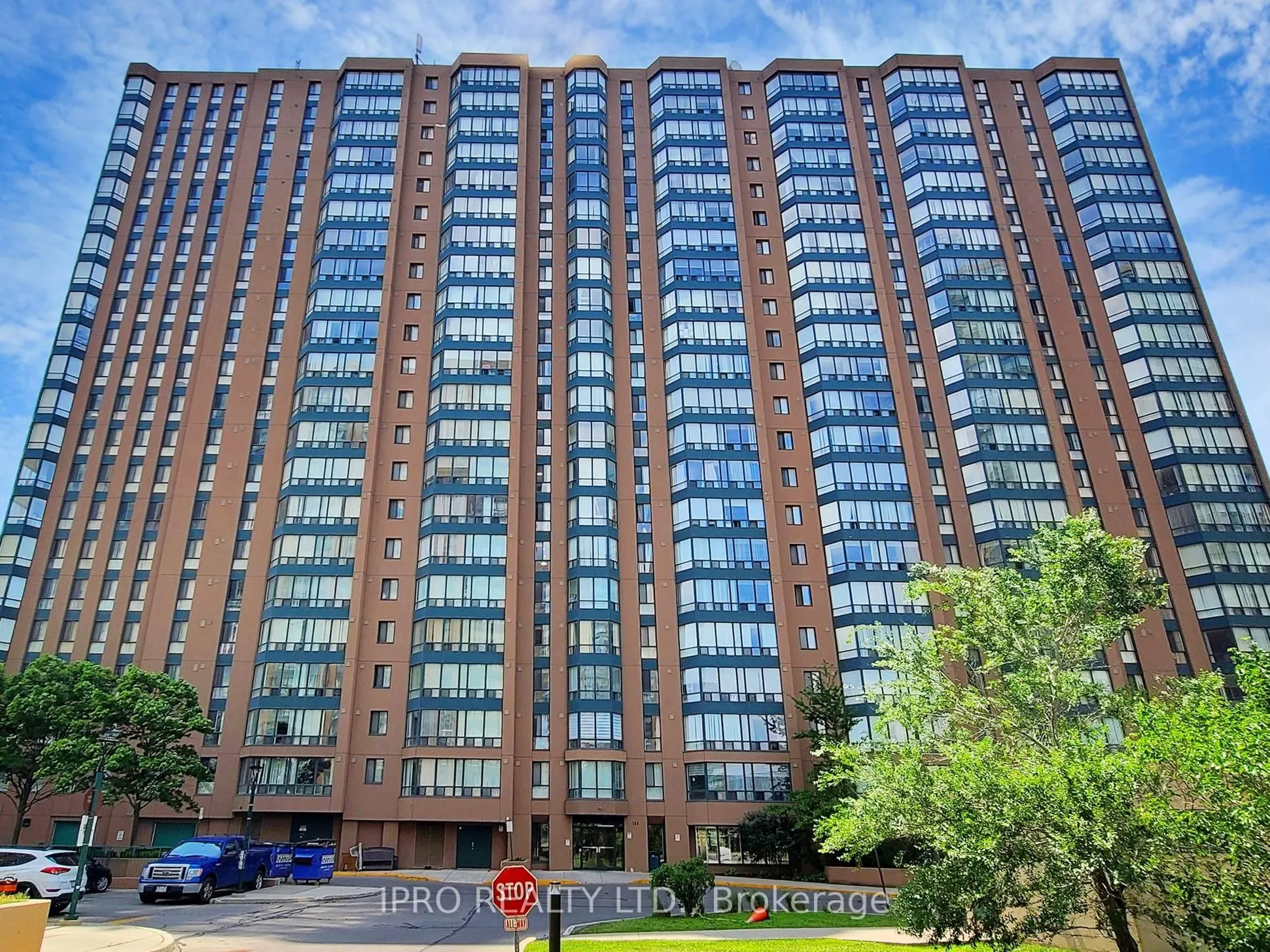 155 Hillcrest Avenue, #1006