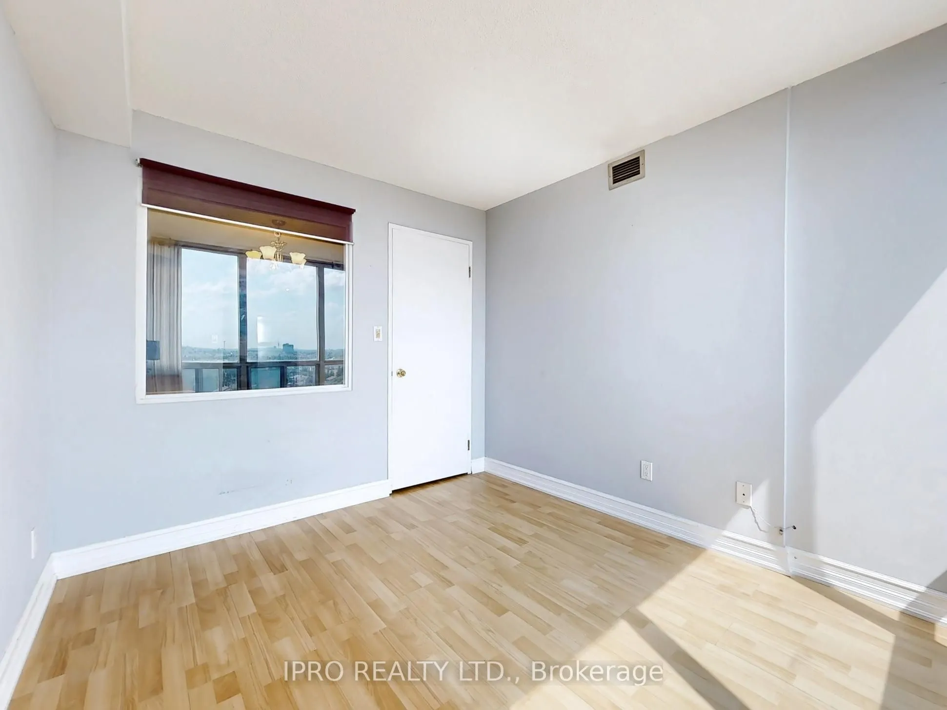 155 Hillcrest Avenue, #1006