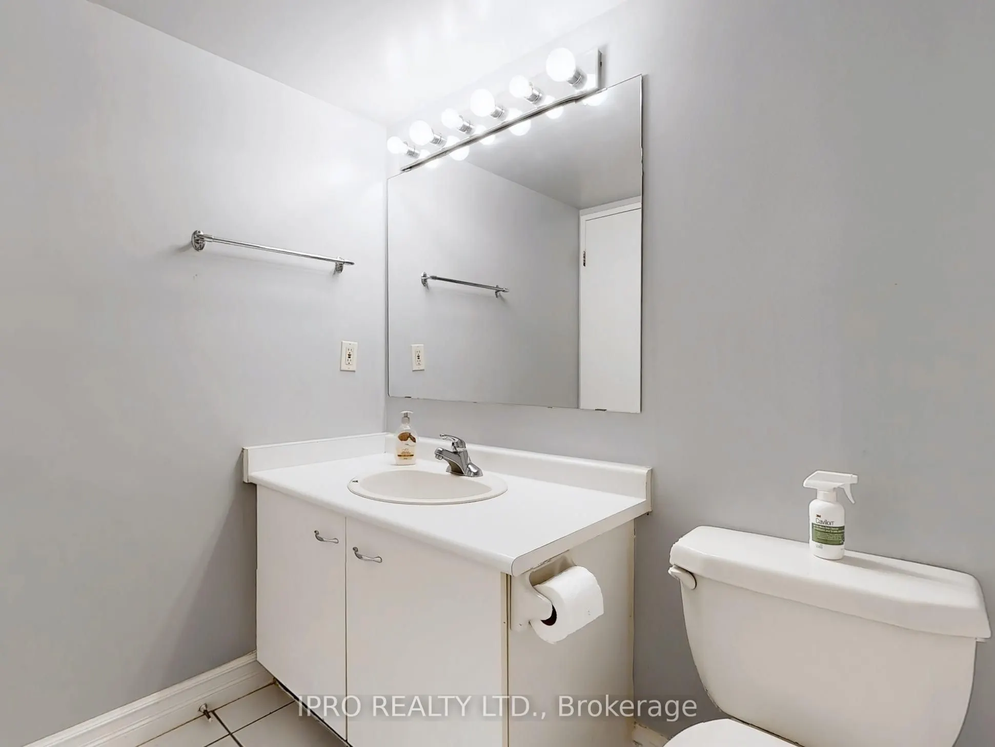 155 Hillcrest Avenue, #1006