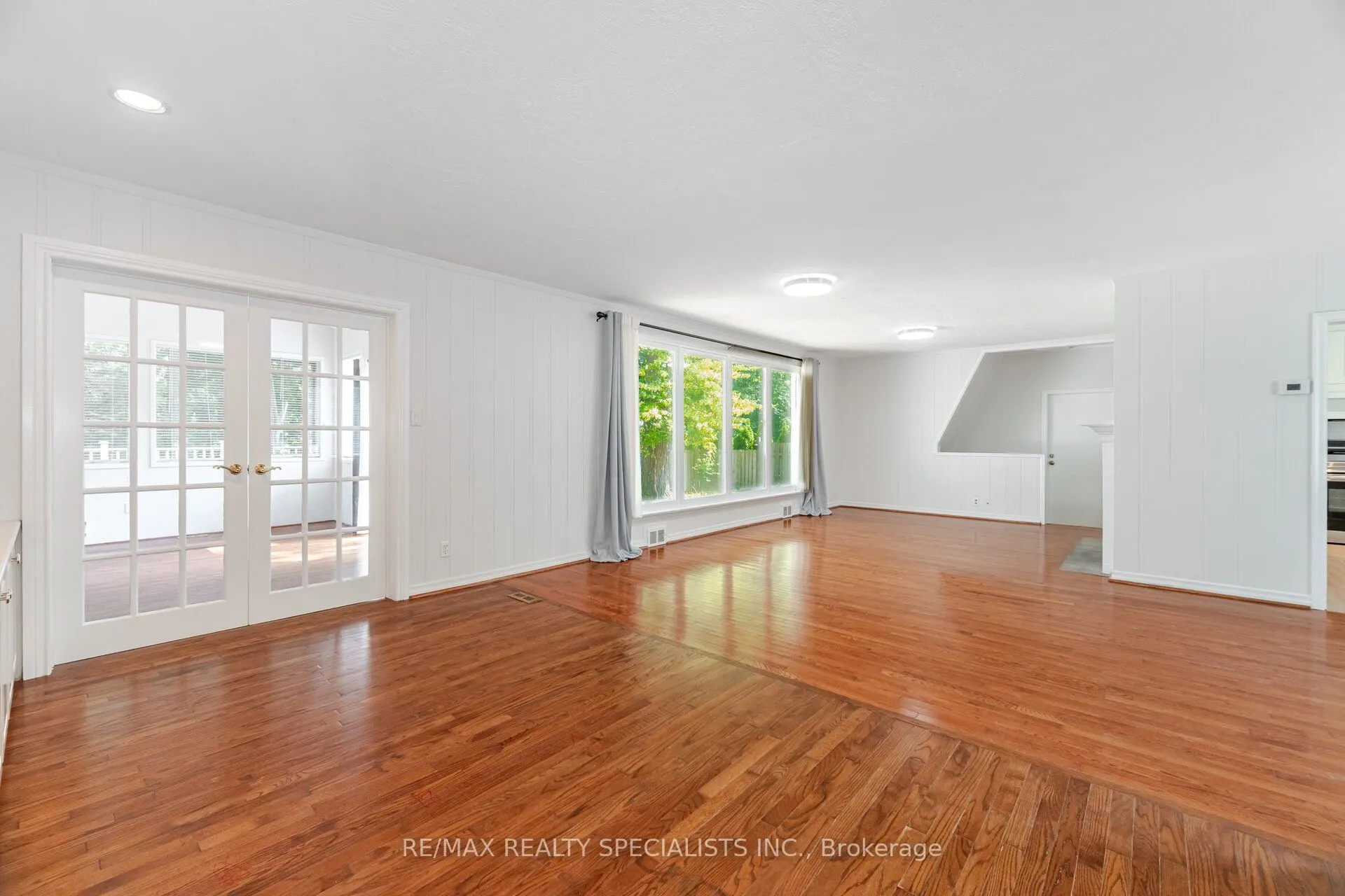 150 Oakes Drive