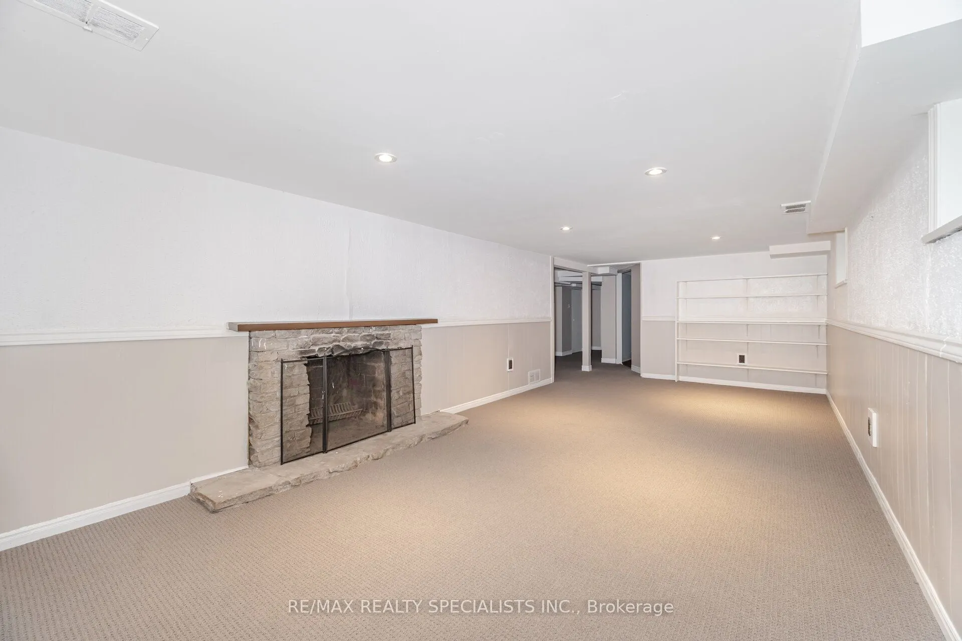 150 Oakes Drive