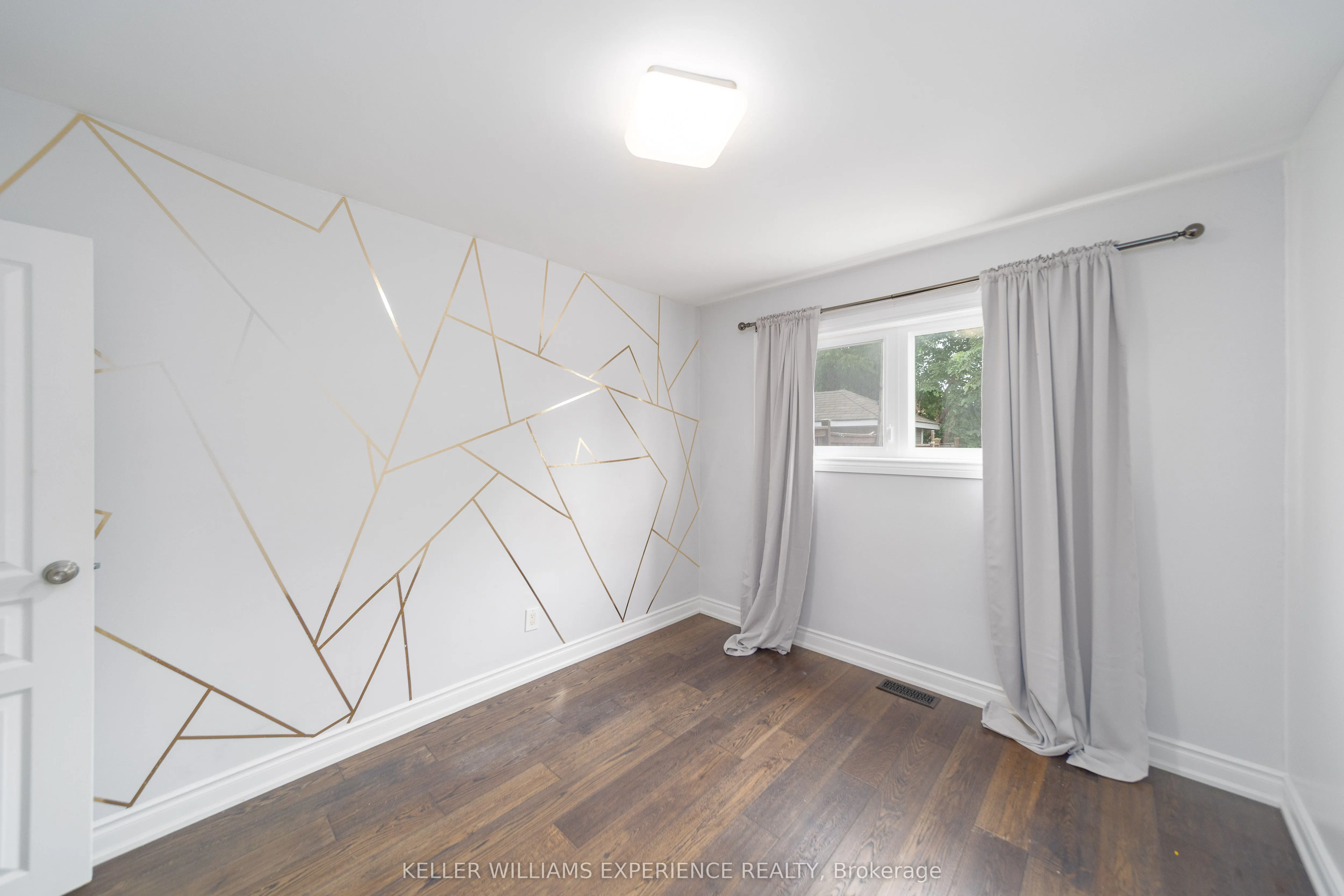 57 Plunkett Road