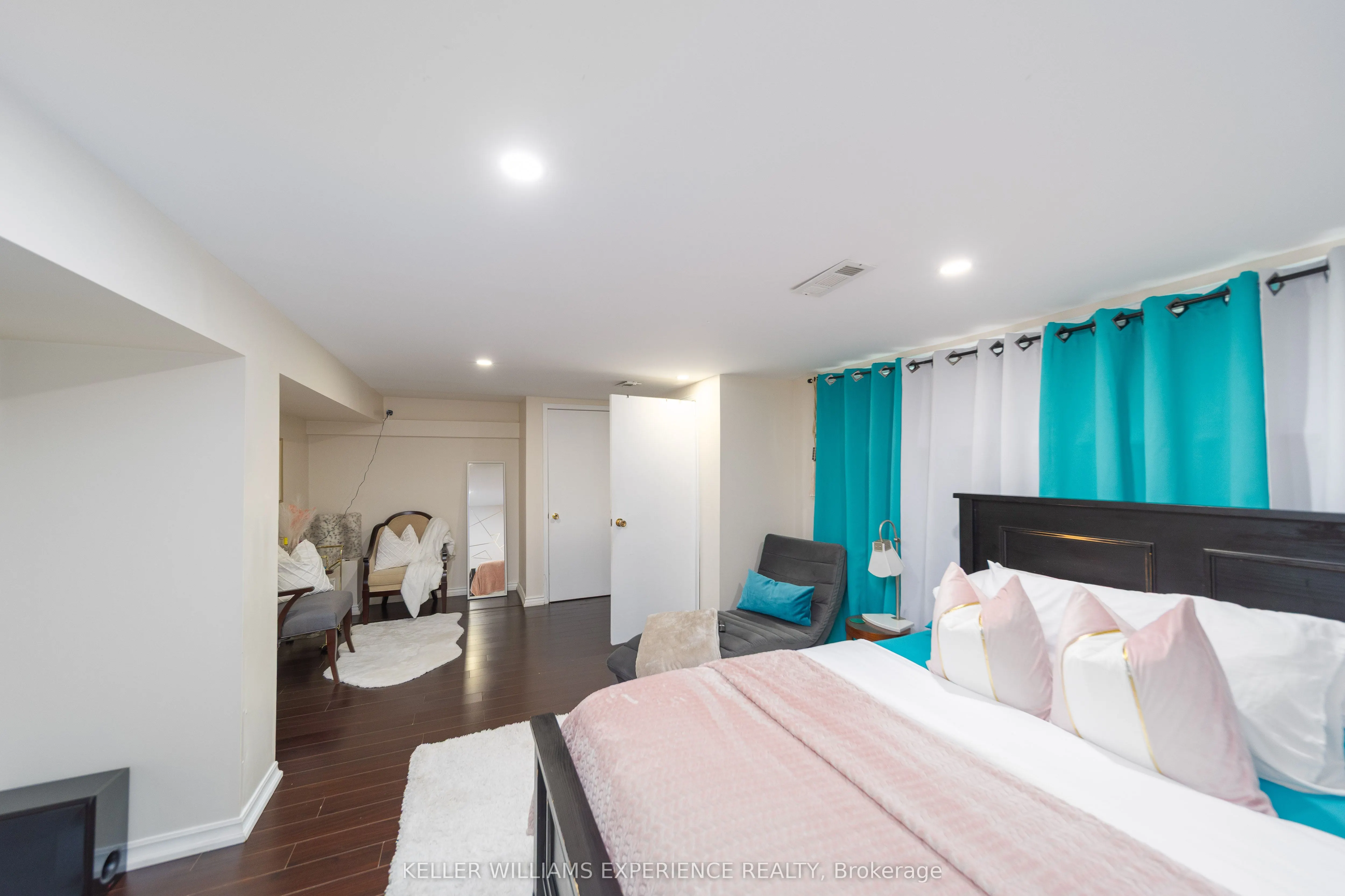 57 Plunkett Road