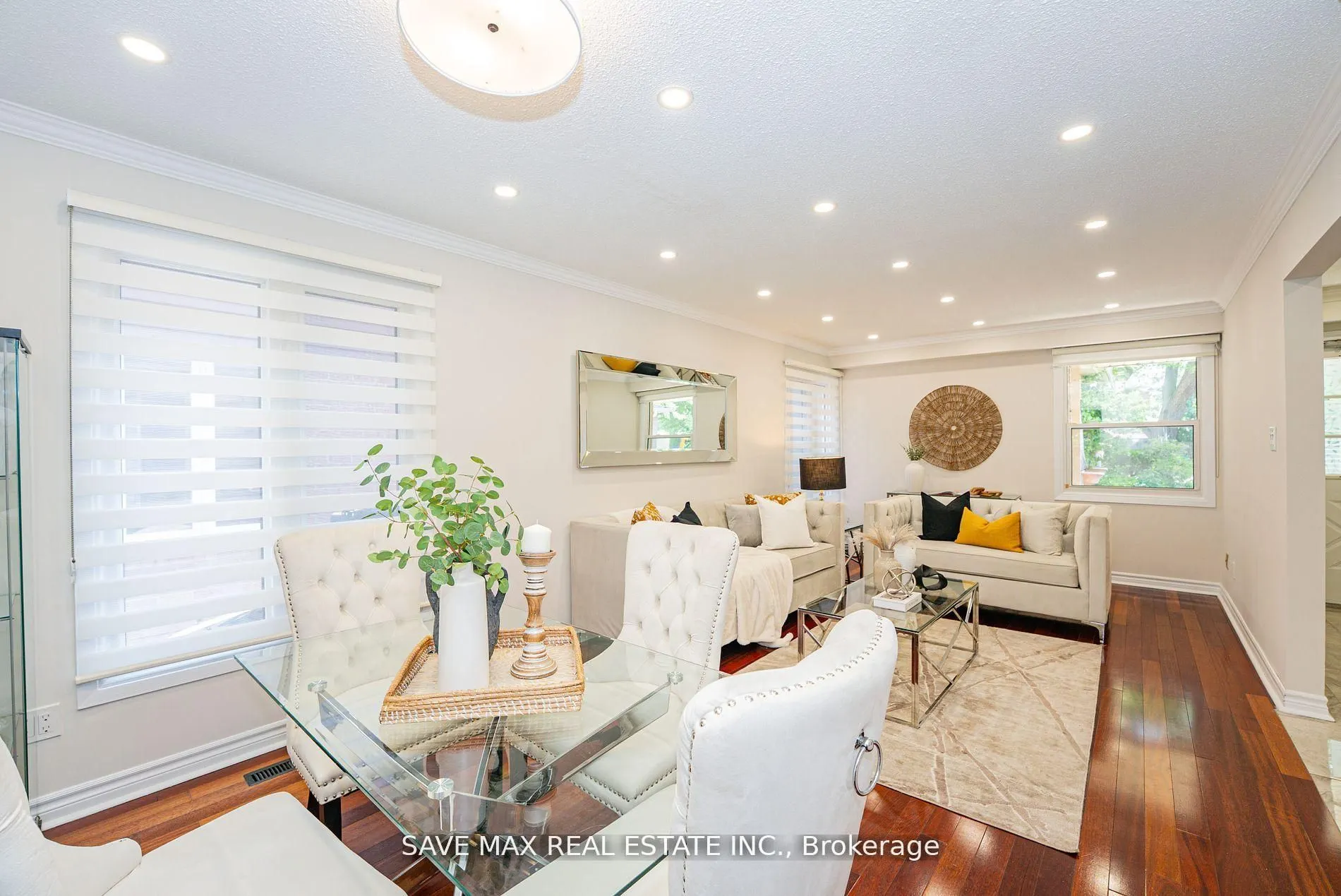3158 Keynes Crescent