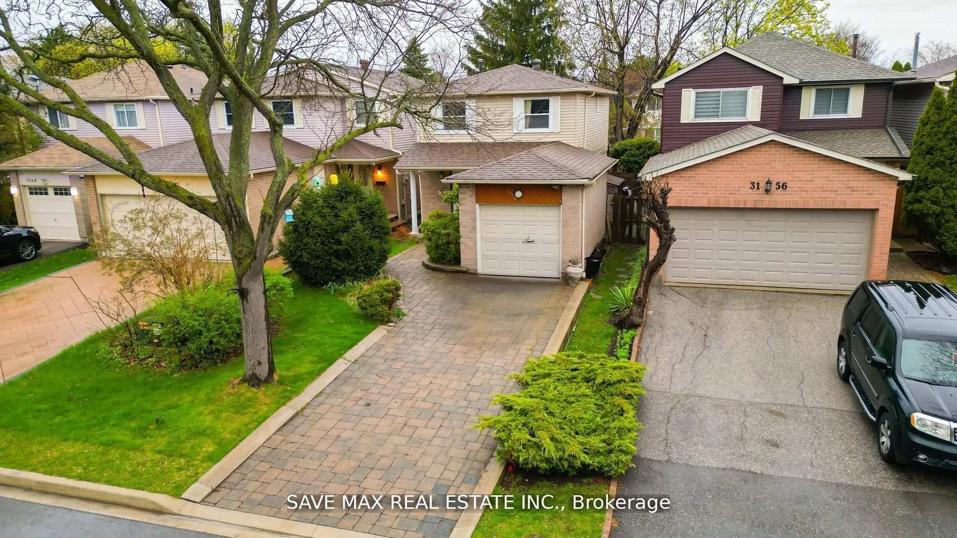3158 Keynes Crescent