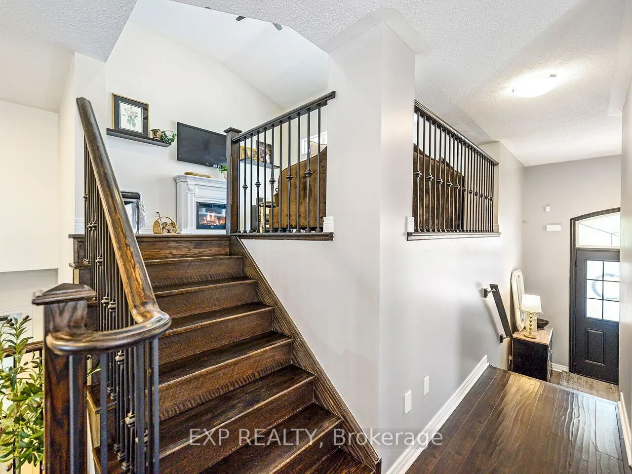 171 Giddings Crescent