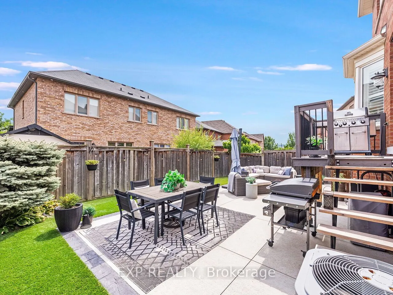 171 Giddings Crescent