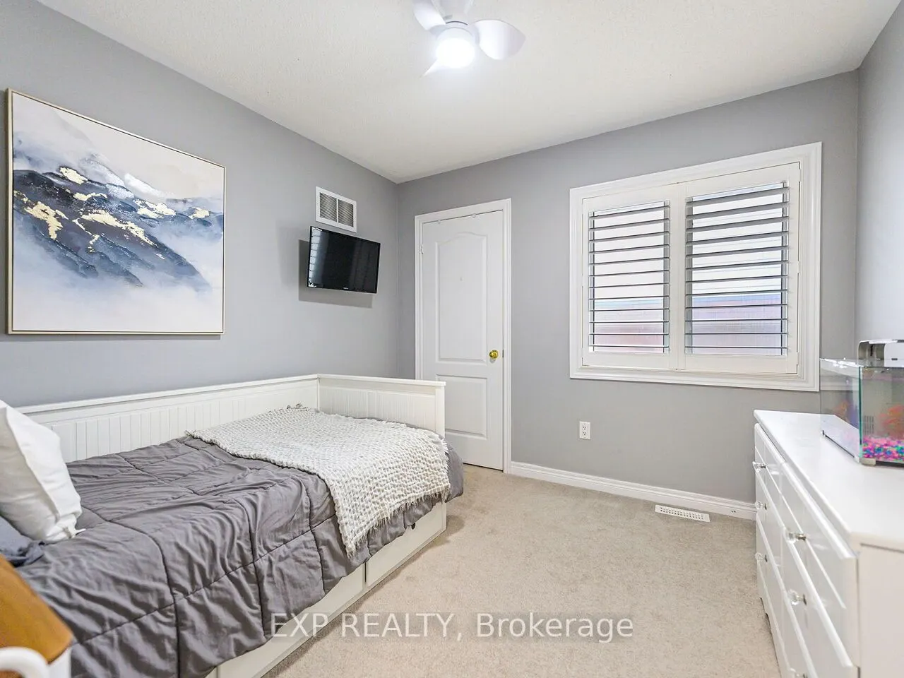 171 Giddings Crescent