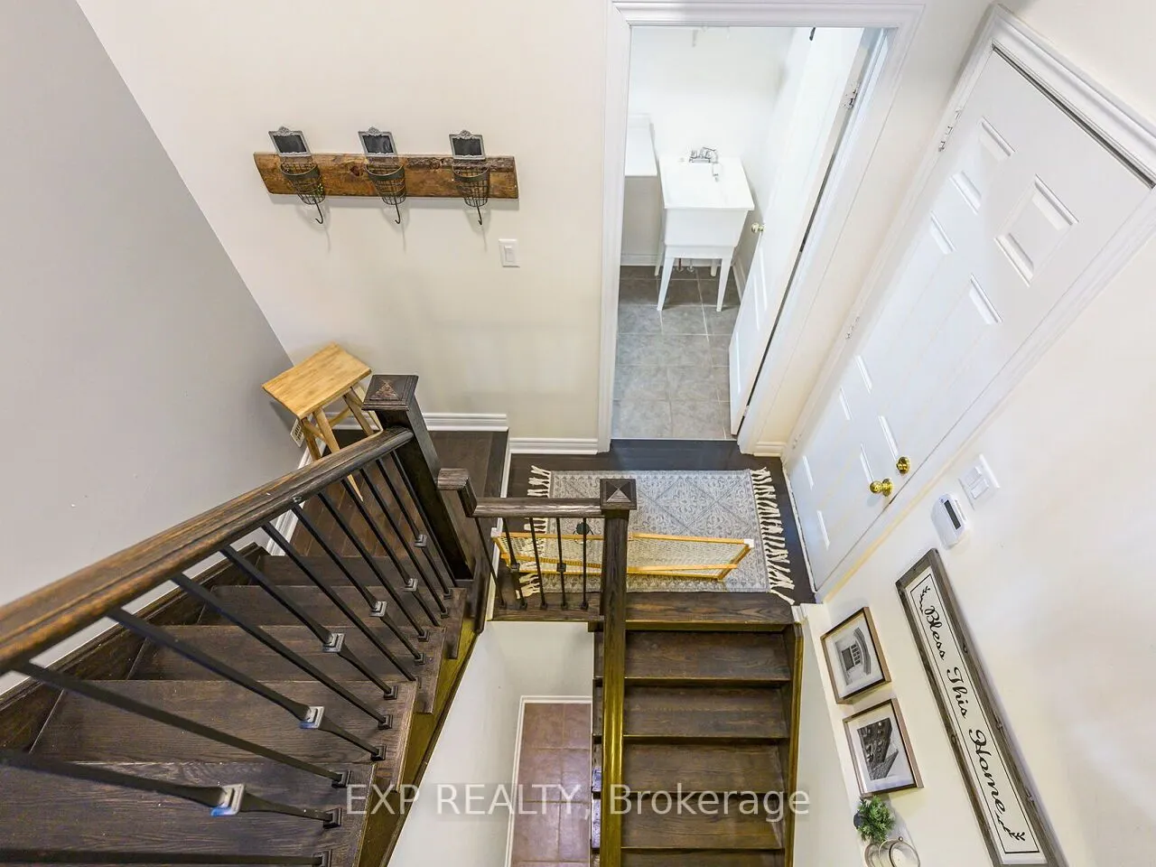171 Giddings Crescent