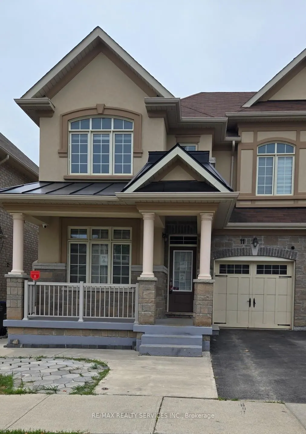 11 Villadowns Trail