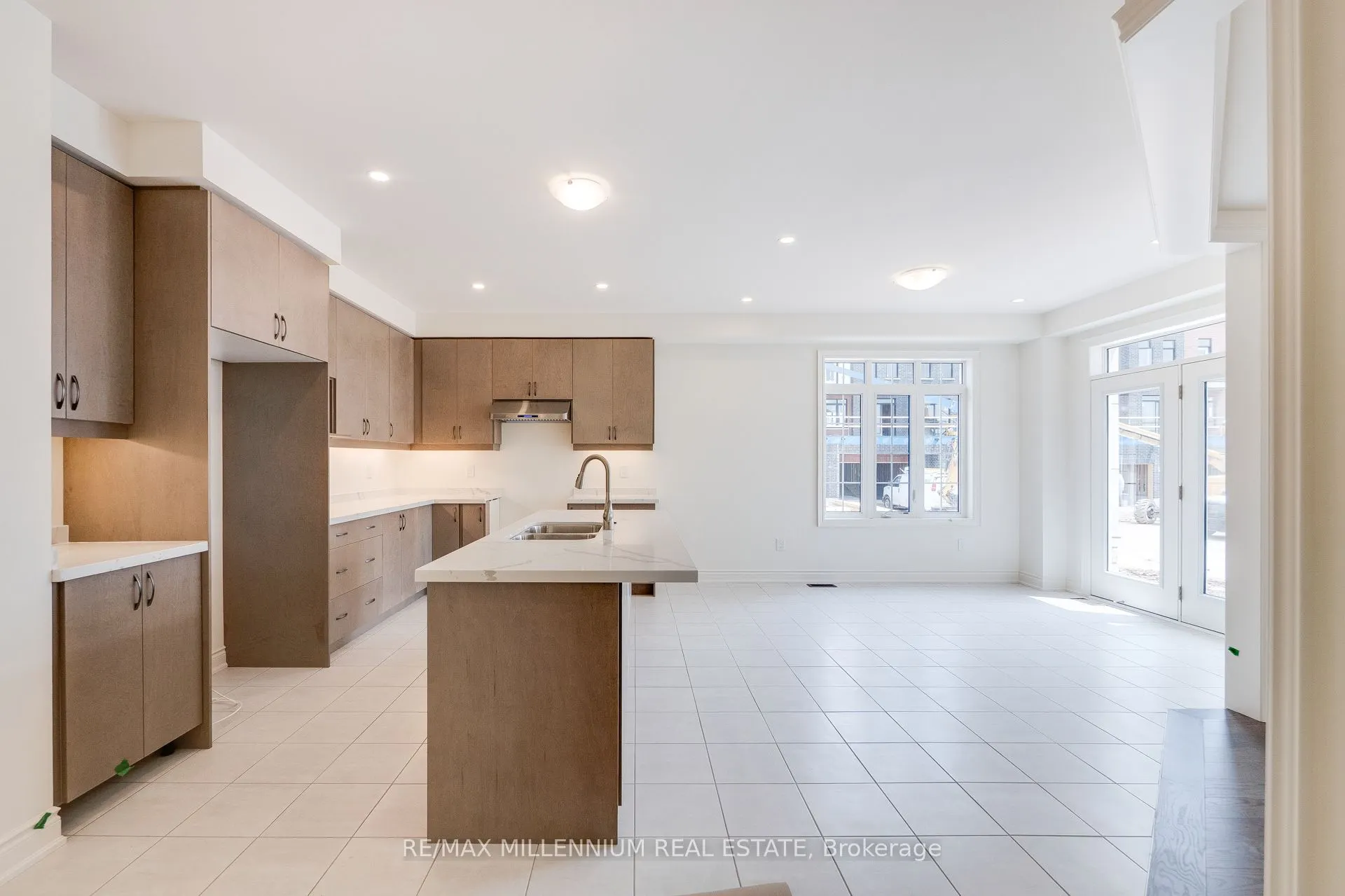 3165 Crystal Drive