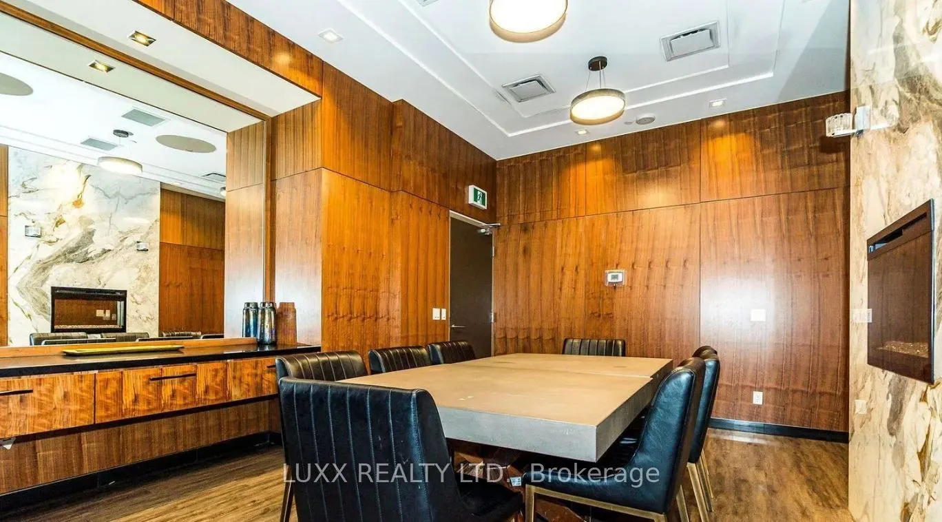 17 Zorra Street, #1904