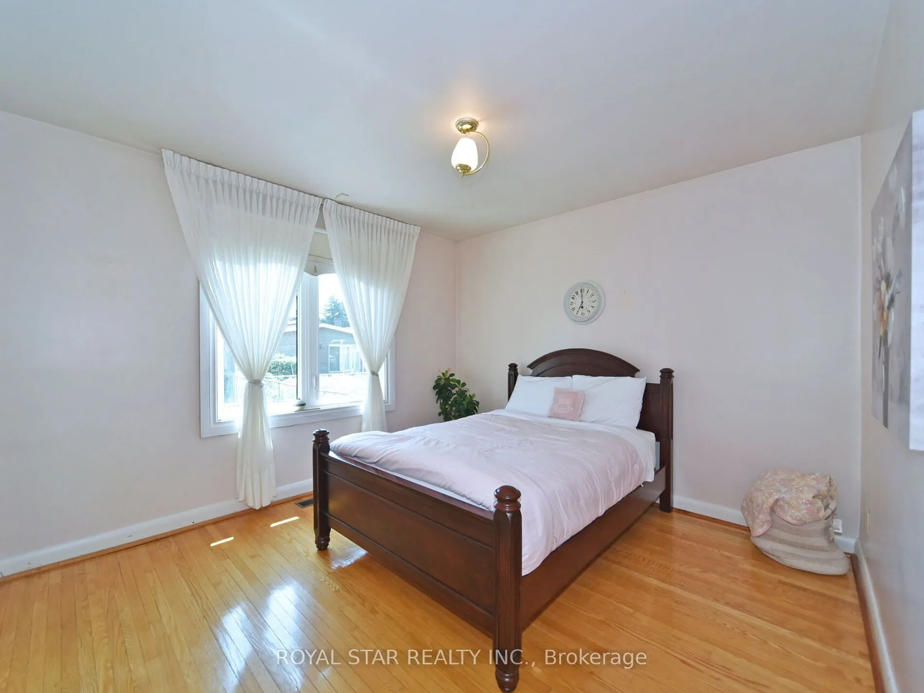 25 Diana Drive