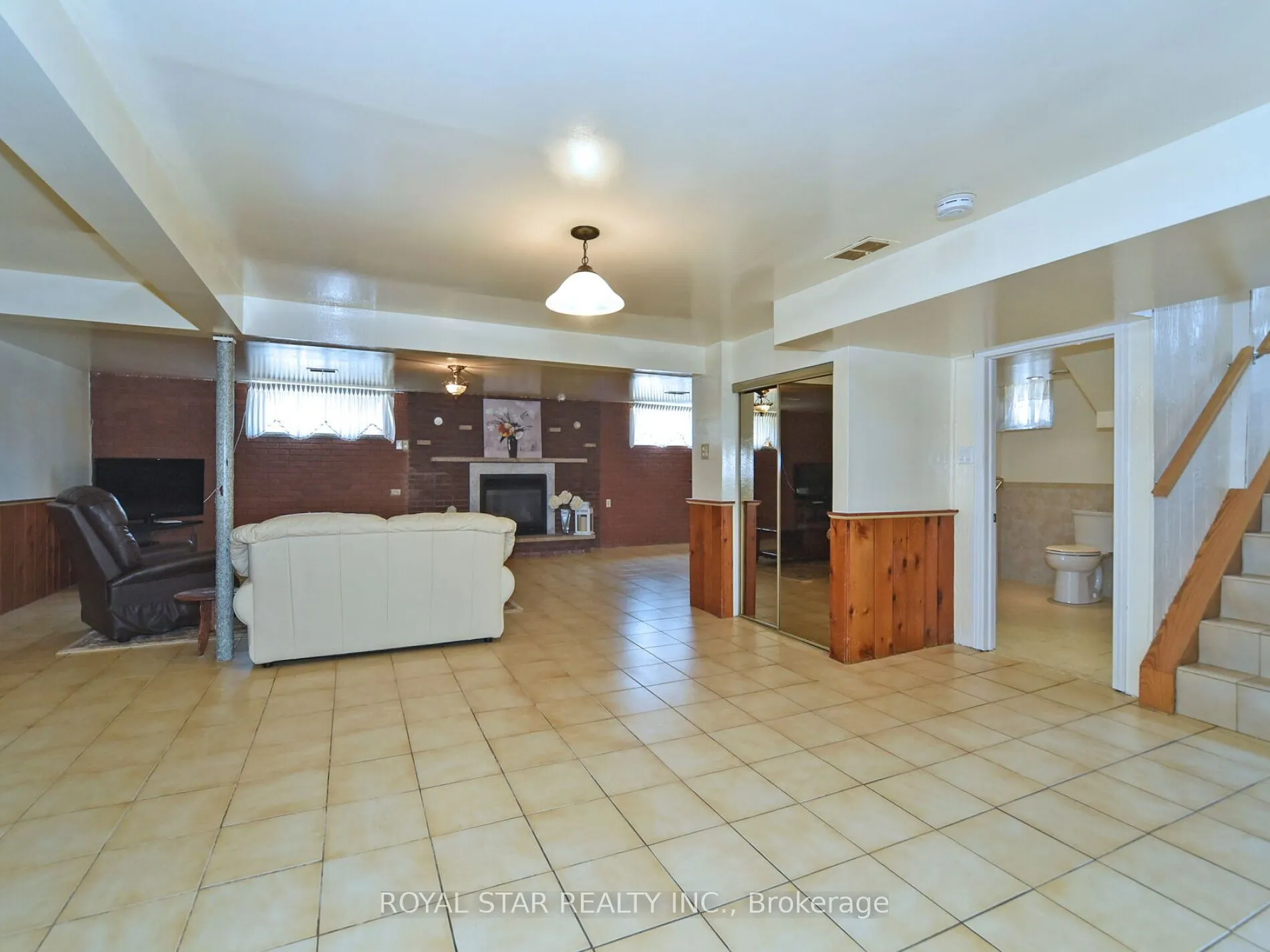 25 Diana Drive
