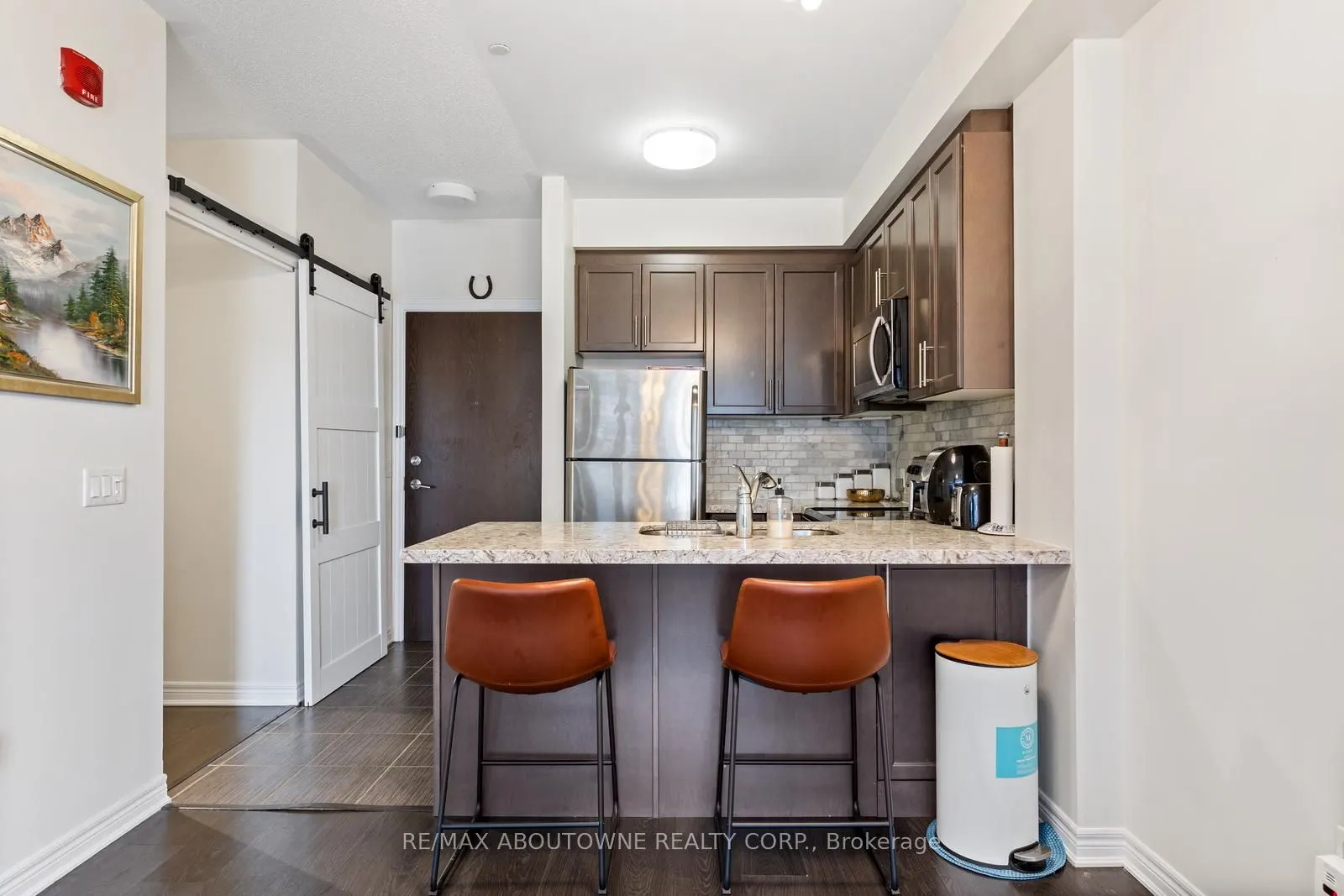 216 Oak Park Boulevard, #312