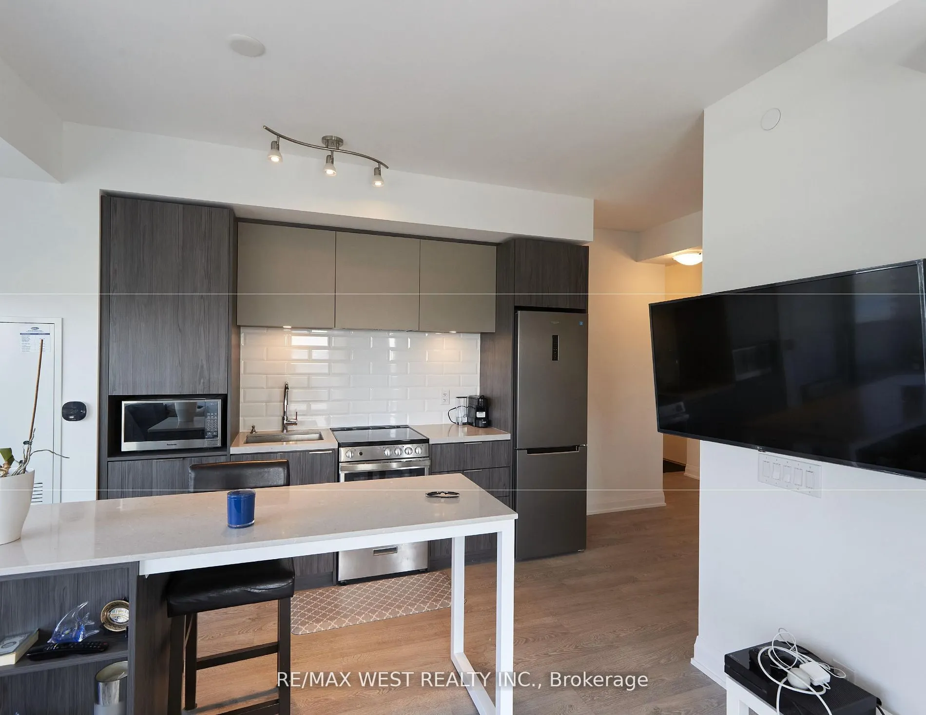 70 Annie Craig Drive, #2802