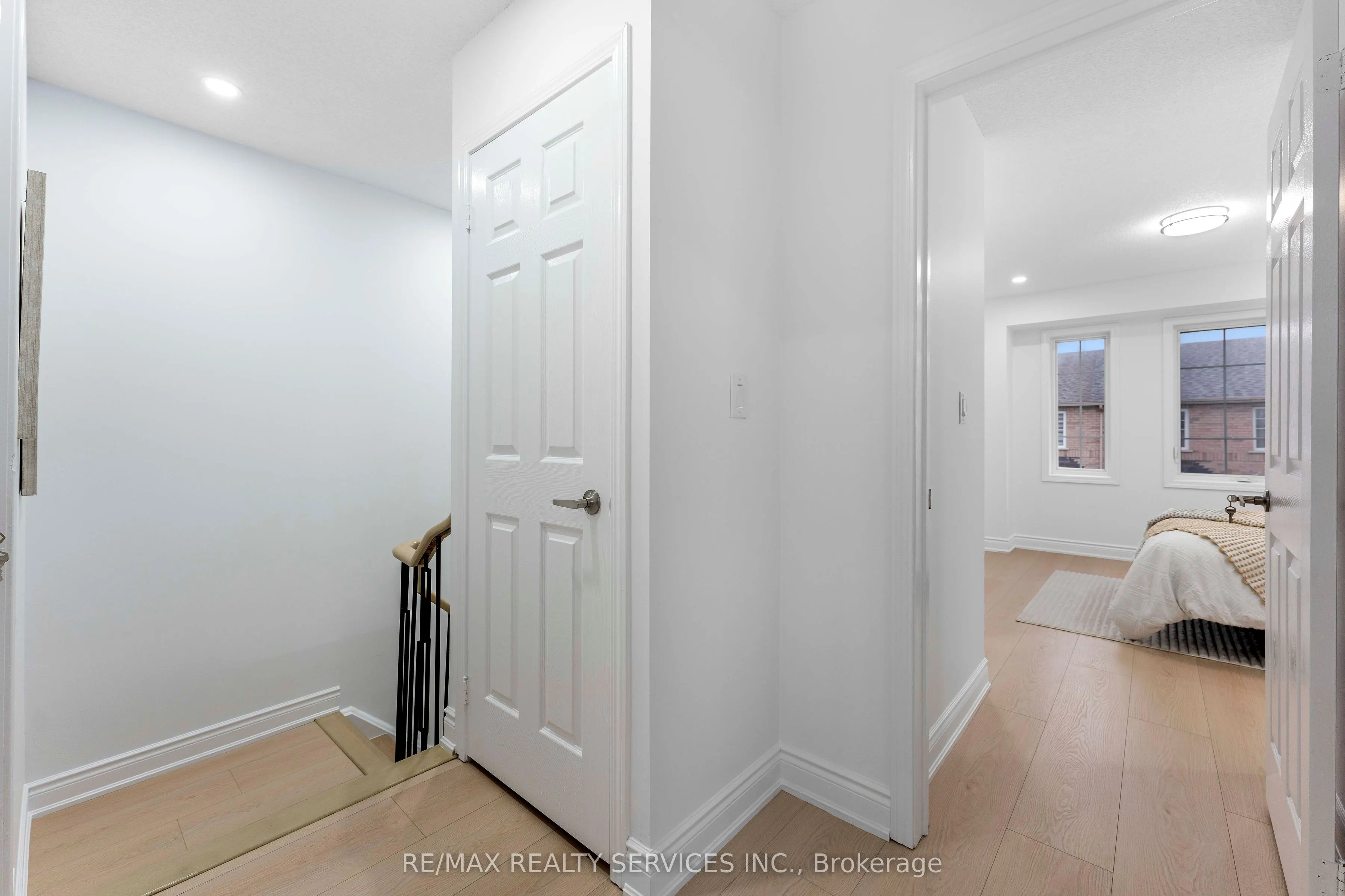 80 Acorn Place, #28