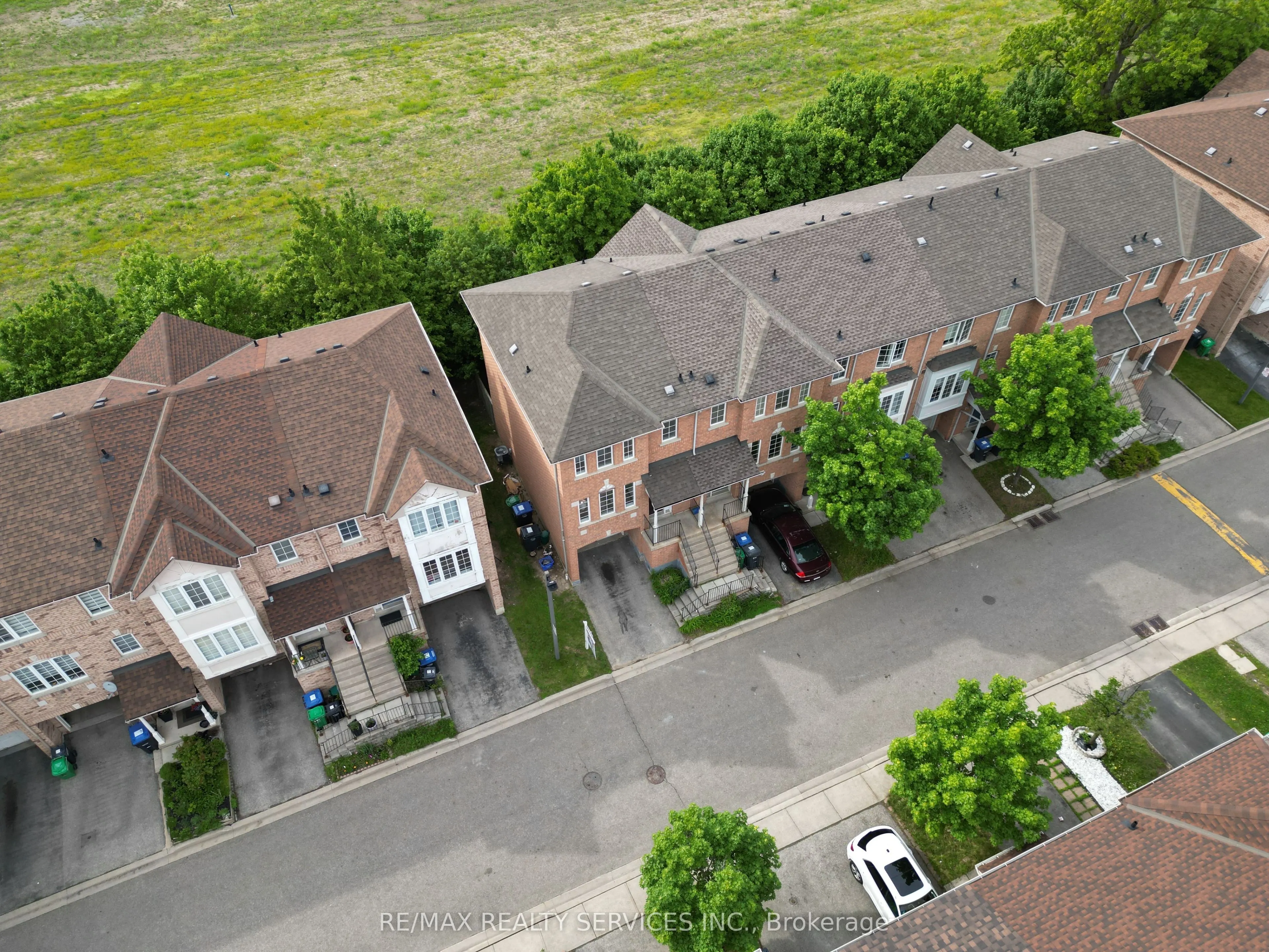 80 Acorn Place, #28