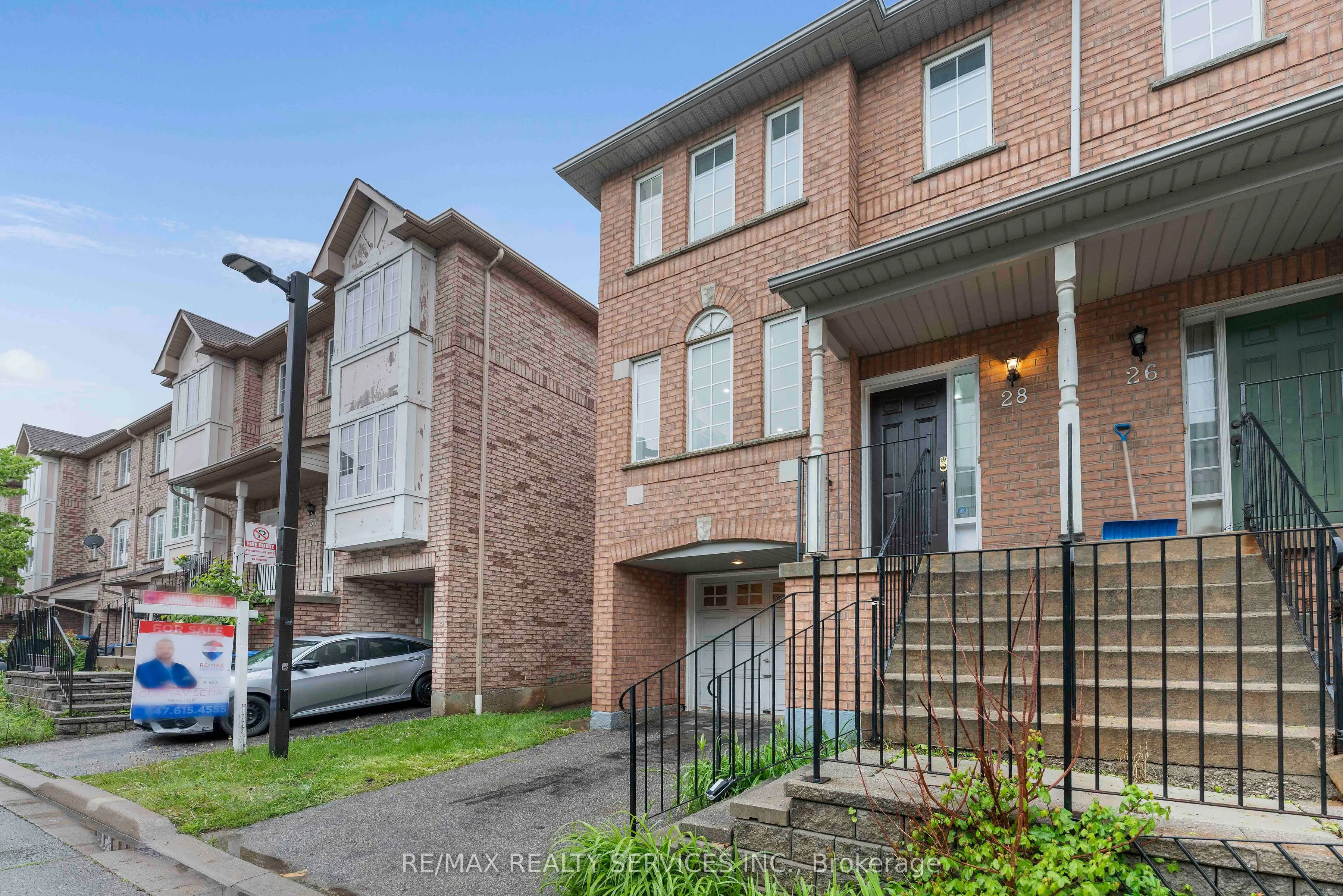 80 Acorn Place, #28