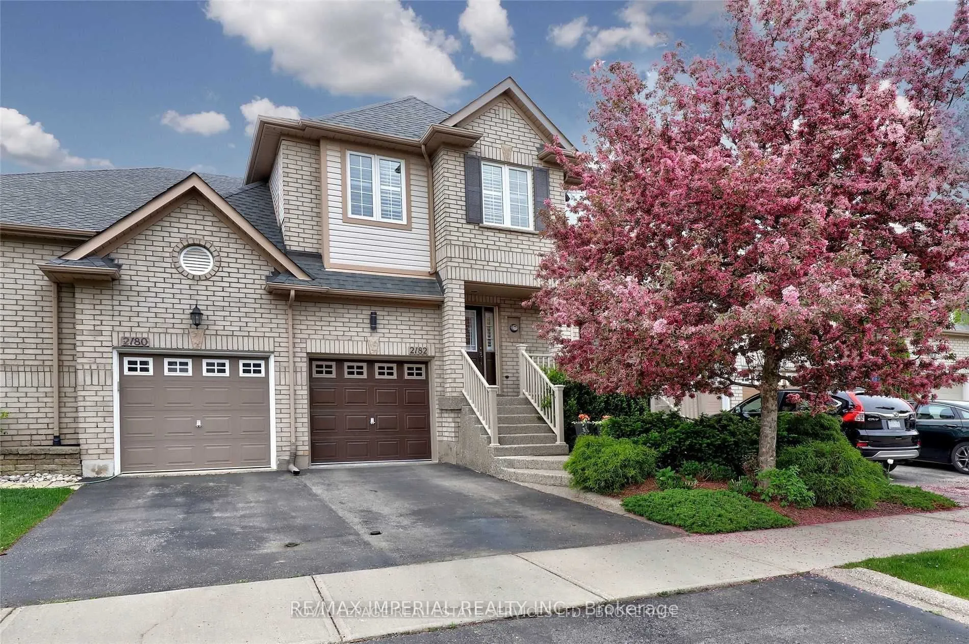 2182 Oakpoint Road
