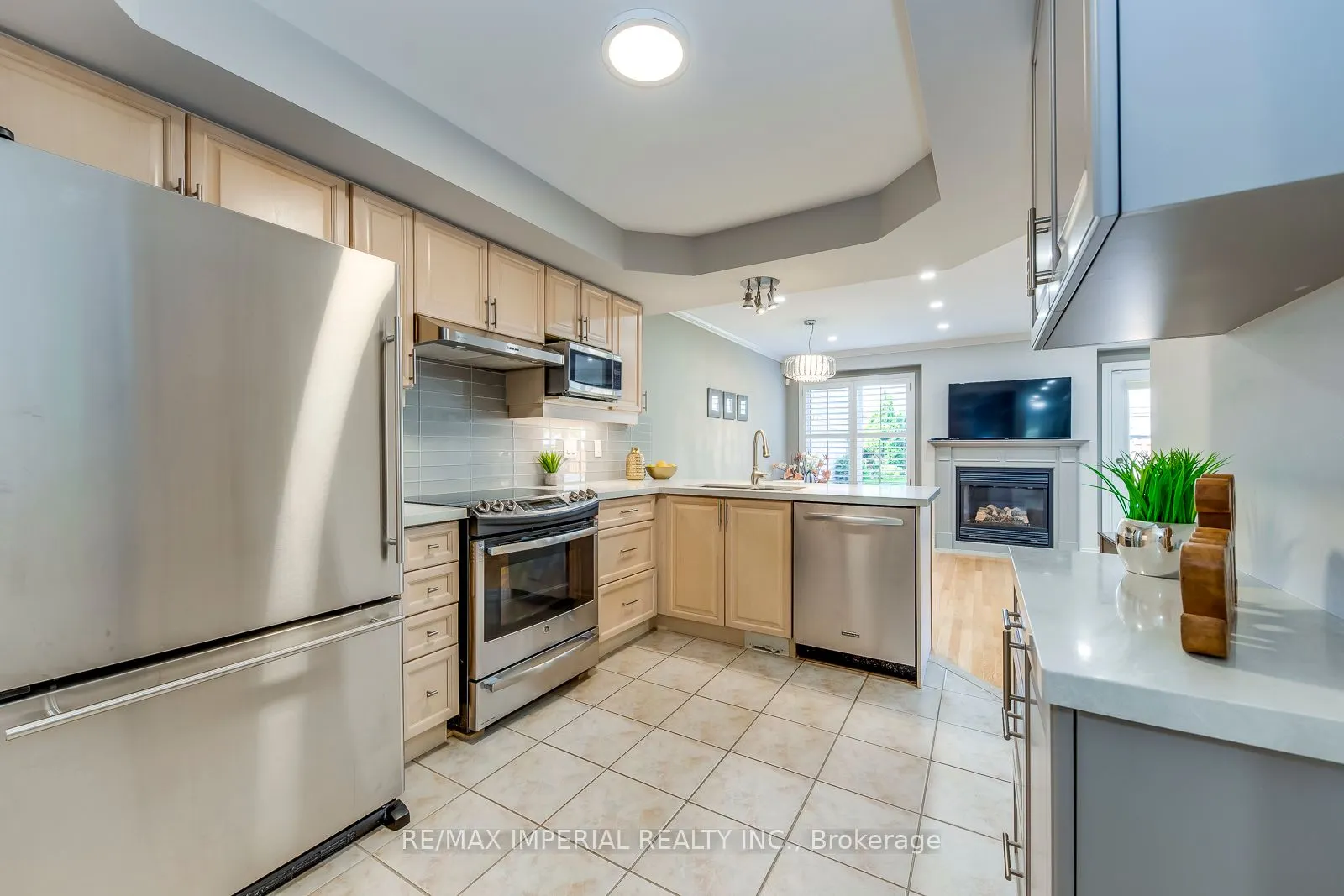 2182 Oakpoint Road