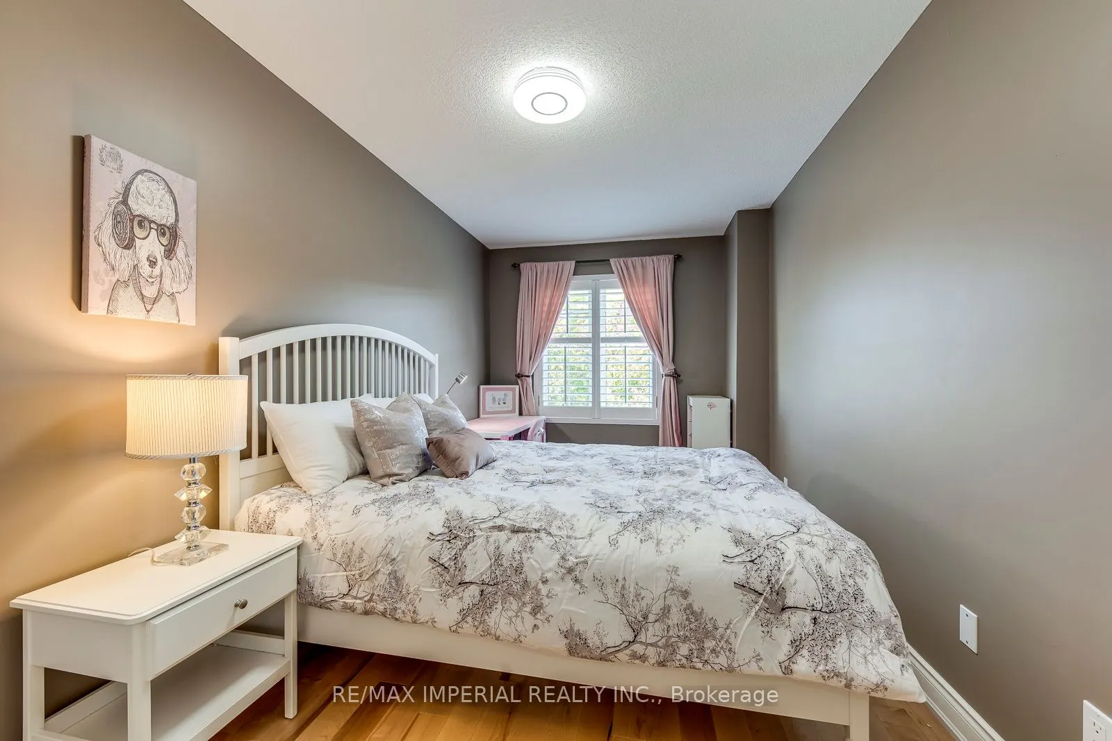 2182 Oakpoint Road
