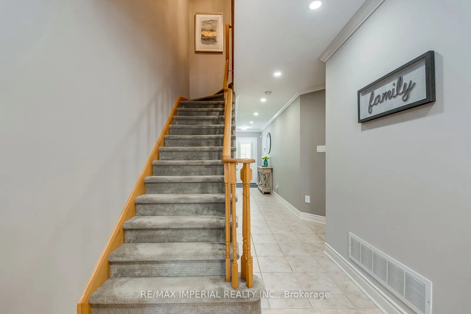 2182 Oakpoint Road
