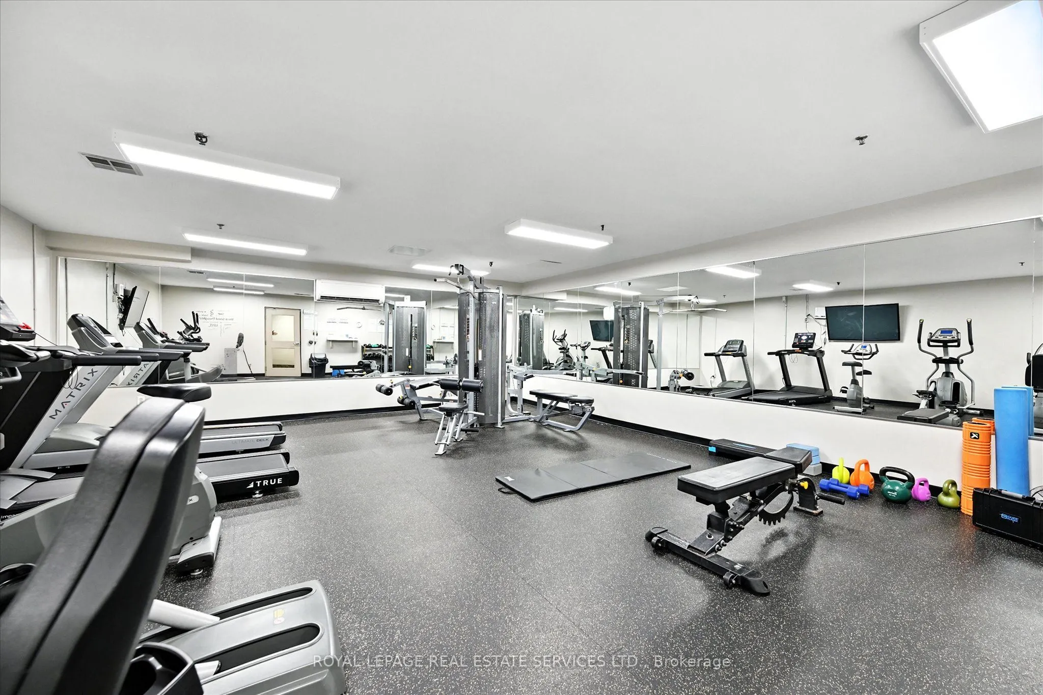 1425 Ghent Avenue, #707